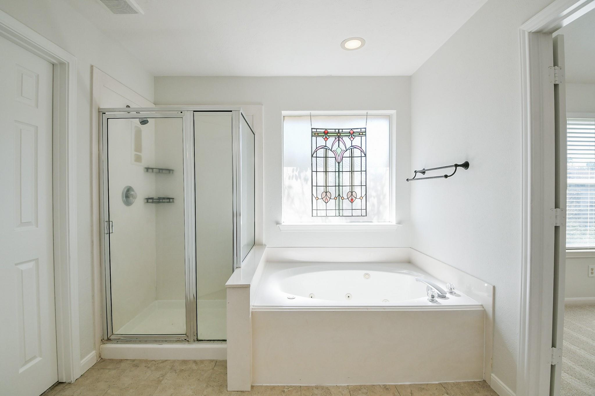 2411 Easterleaf Court