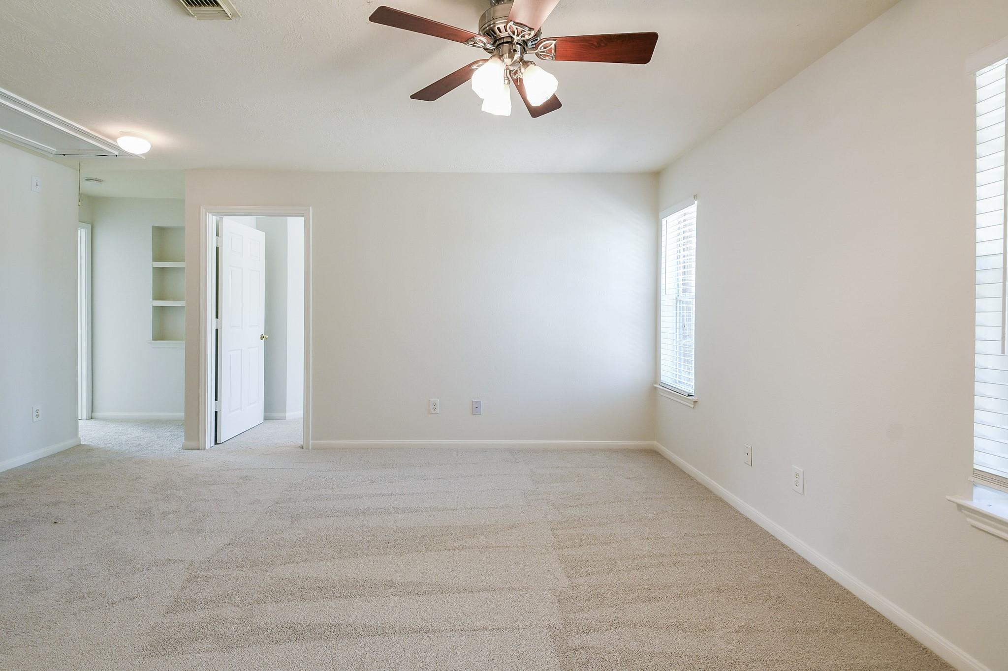 2411 Easterleaf Court