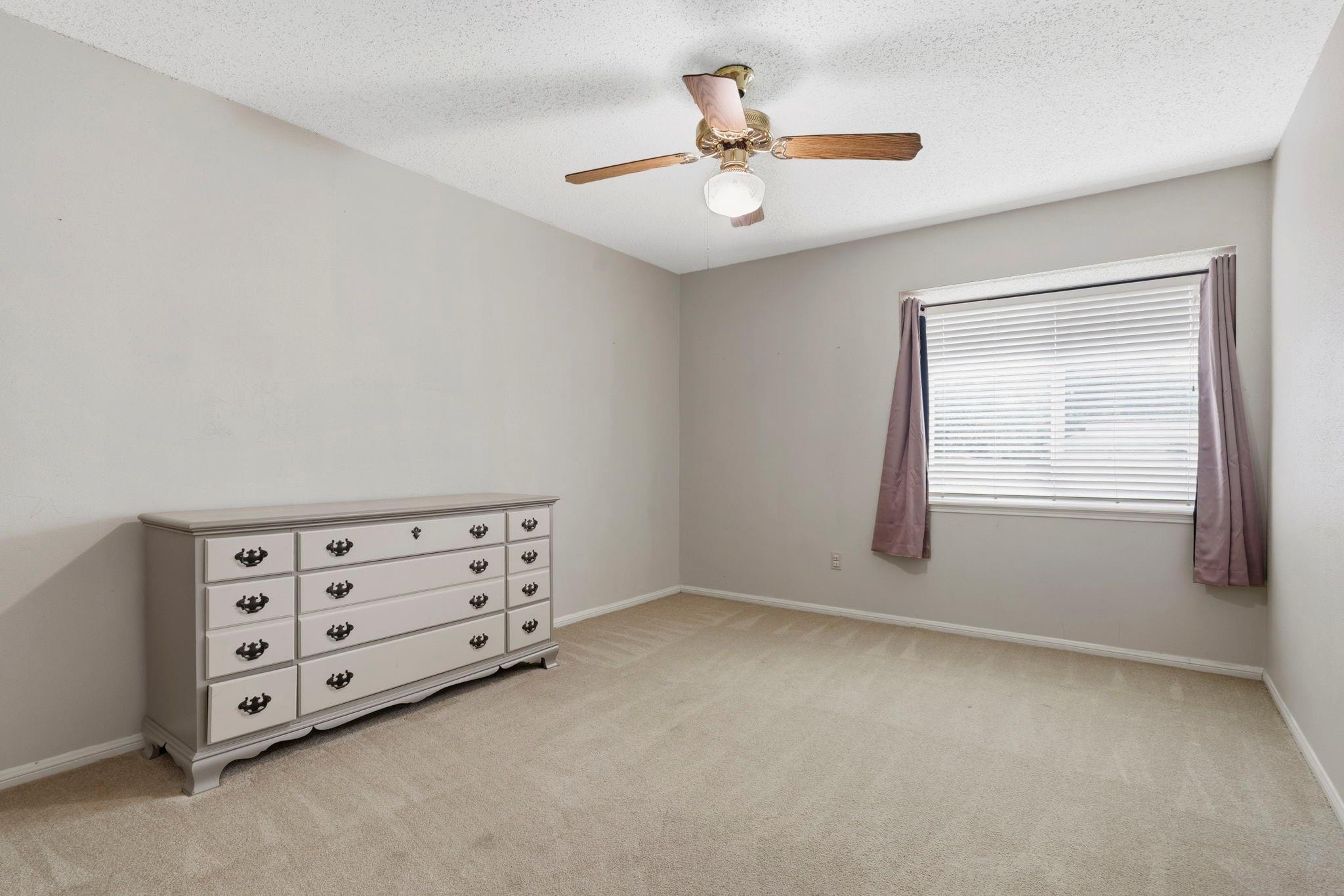 2016 Briar Lane