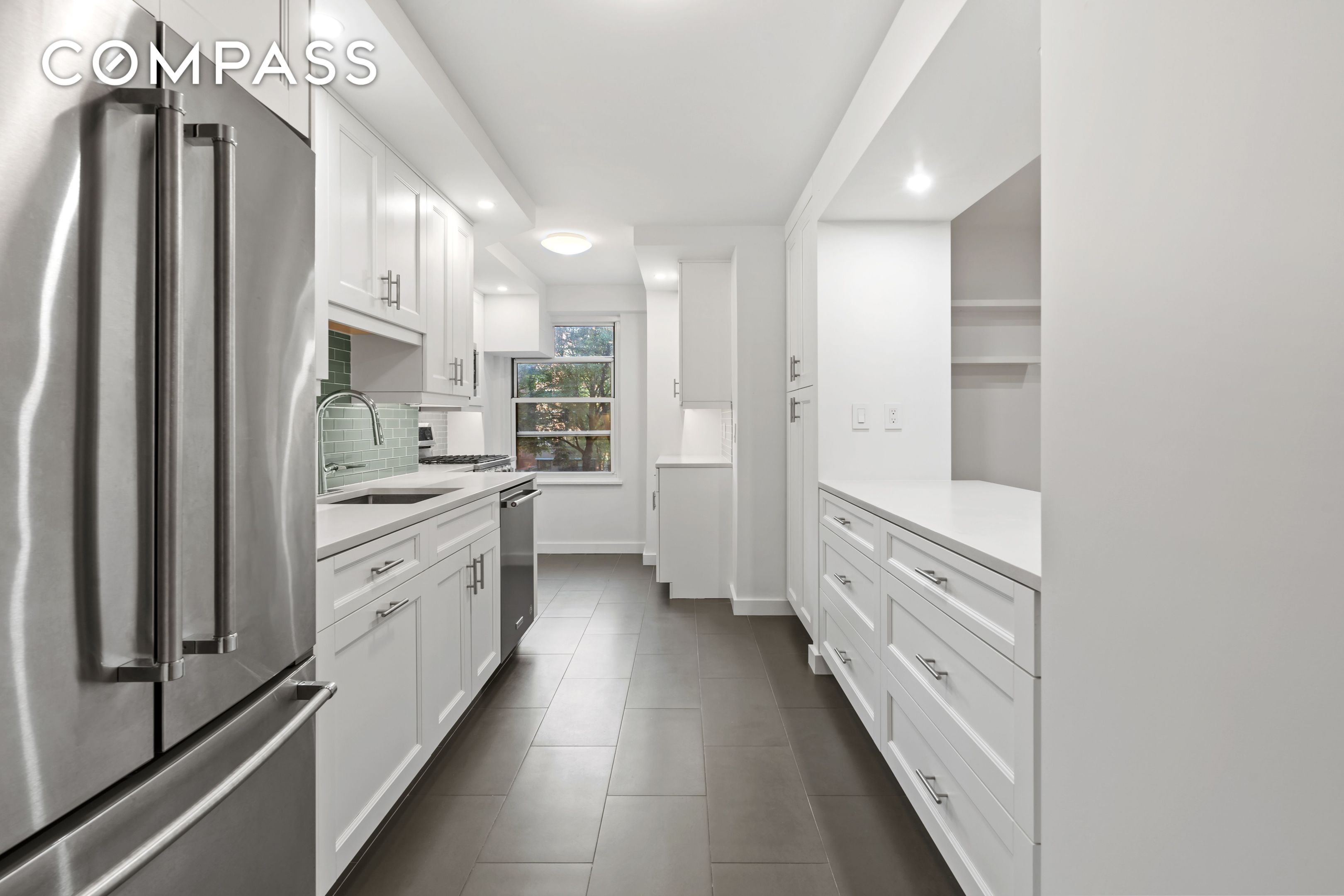 212 E Broadway G205