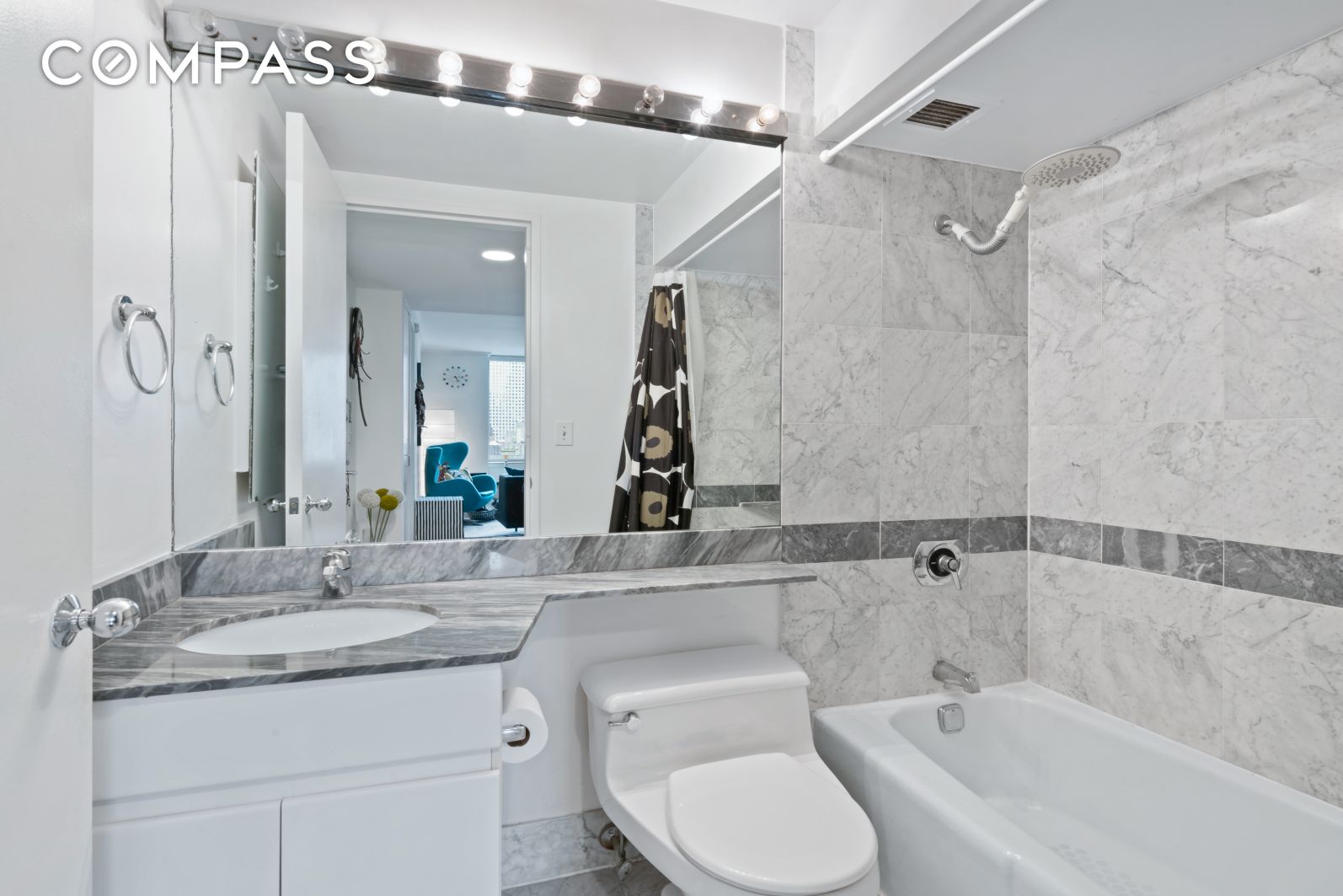 236 E 47th Street 15E