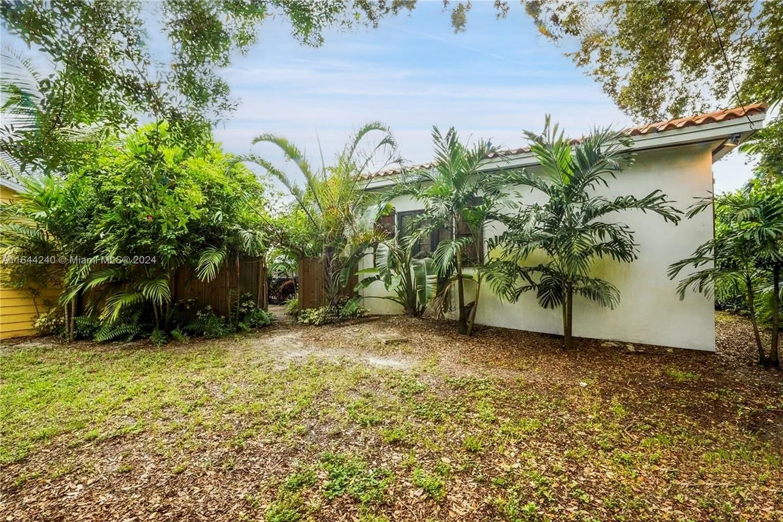 168 South Dr