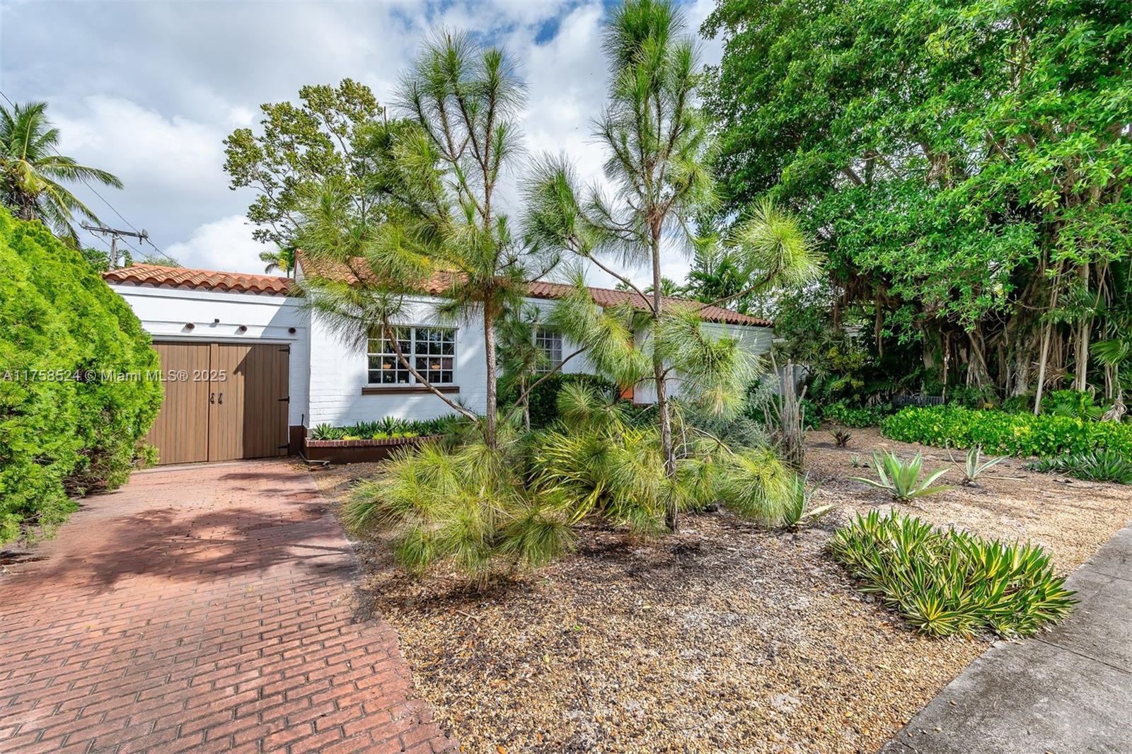 551 Morningside Dr