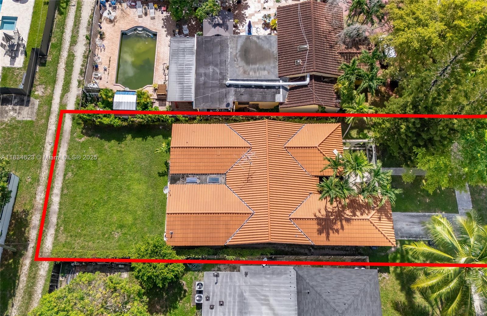 241 Hough Dr