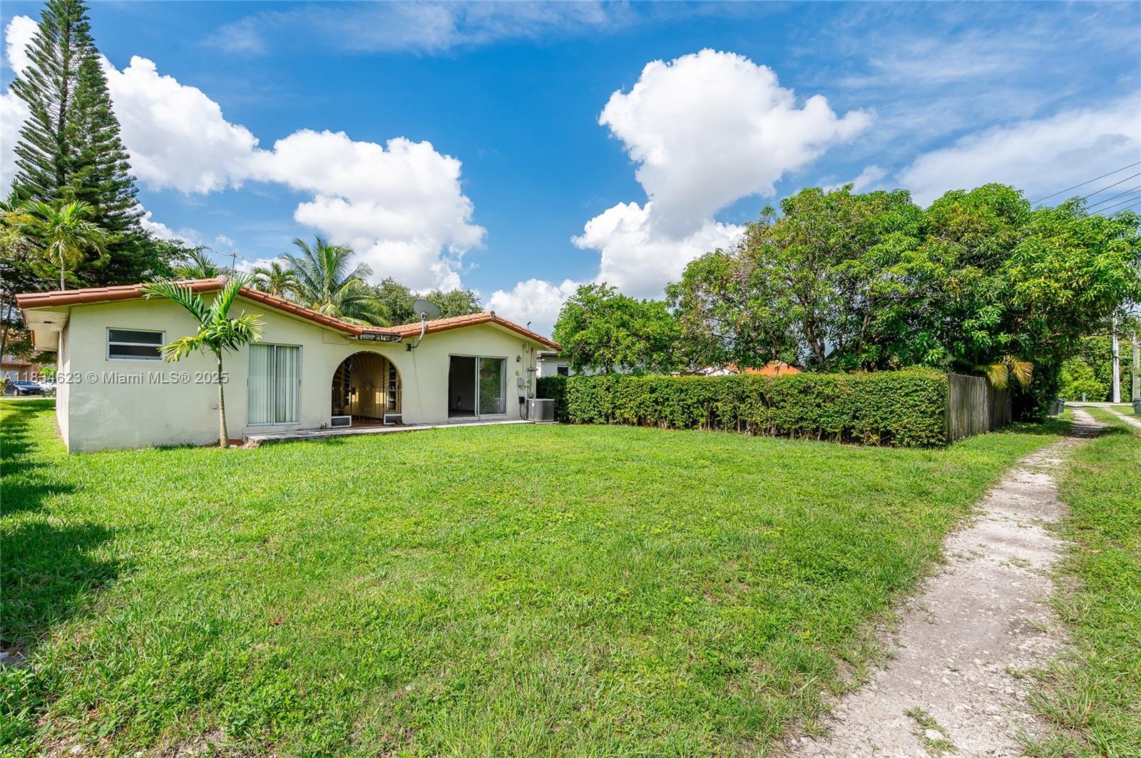 241 Hough Dr