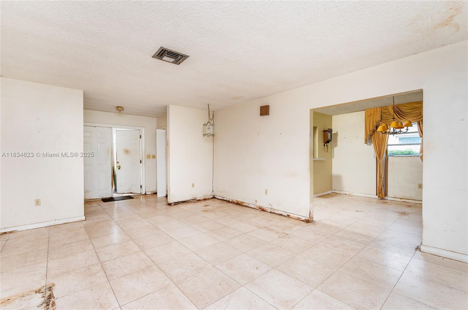 241 Hough Dr