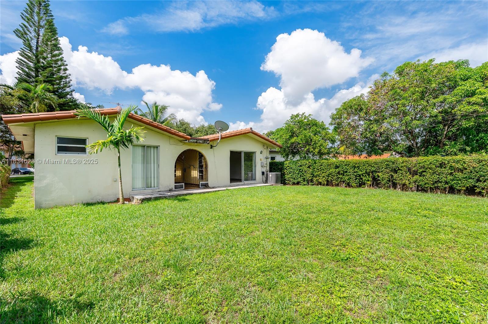 241 Hough Dr