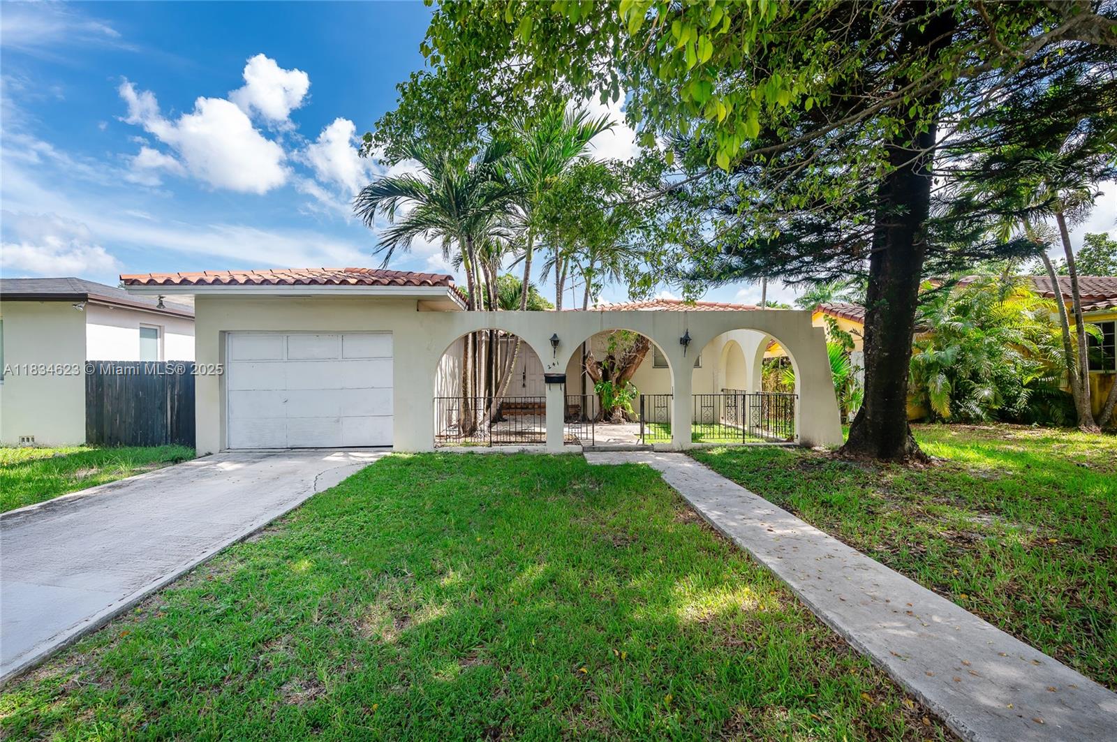 241 Hough Dr