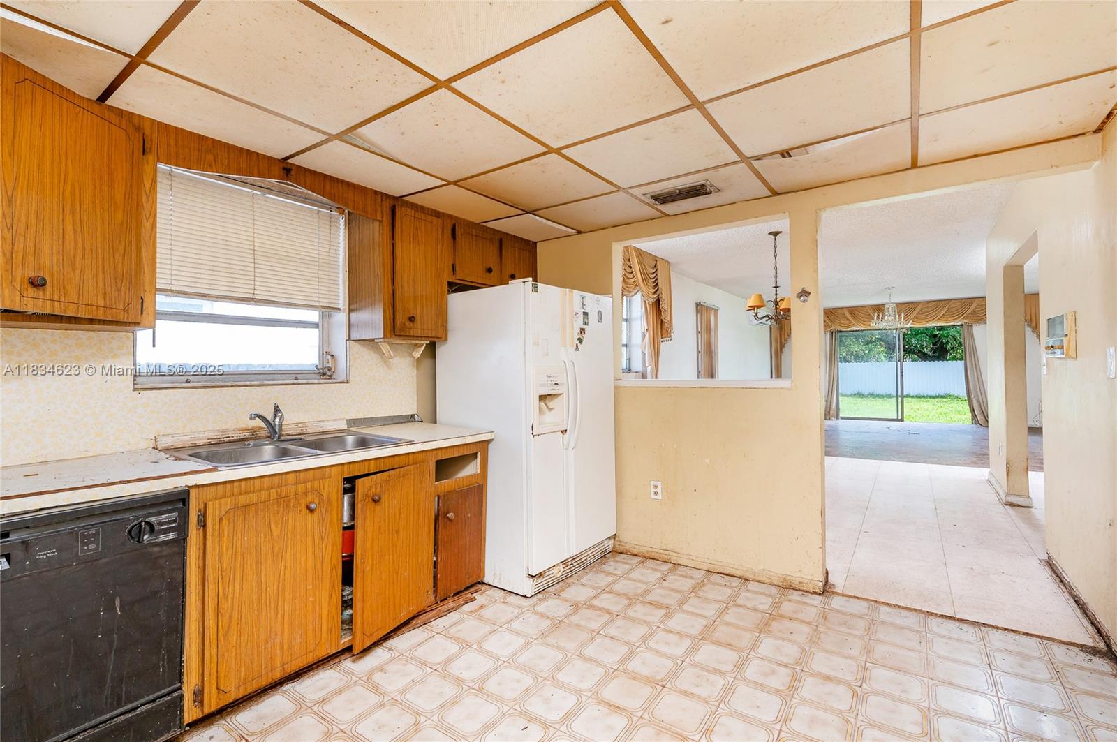 241 Hough Dr