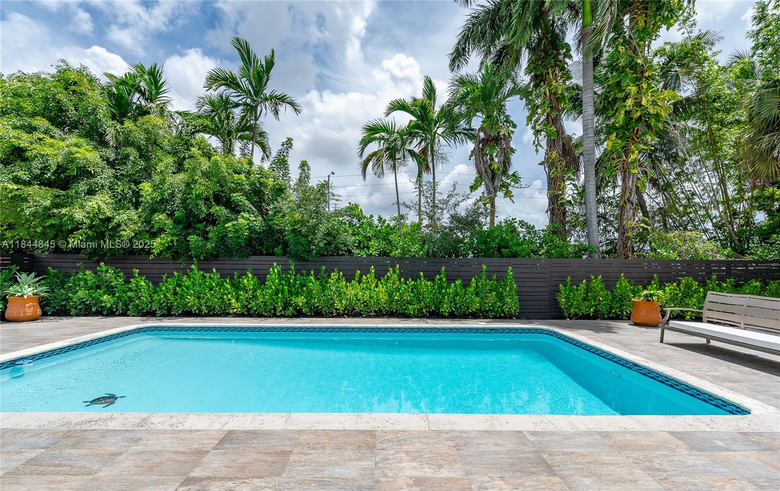 117 S Royal Poinciana Blvd