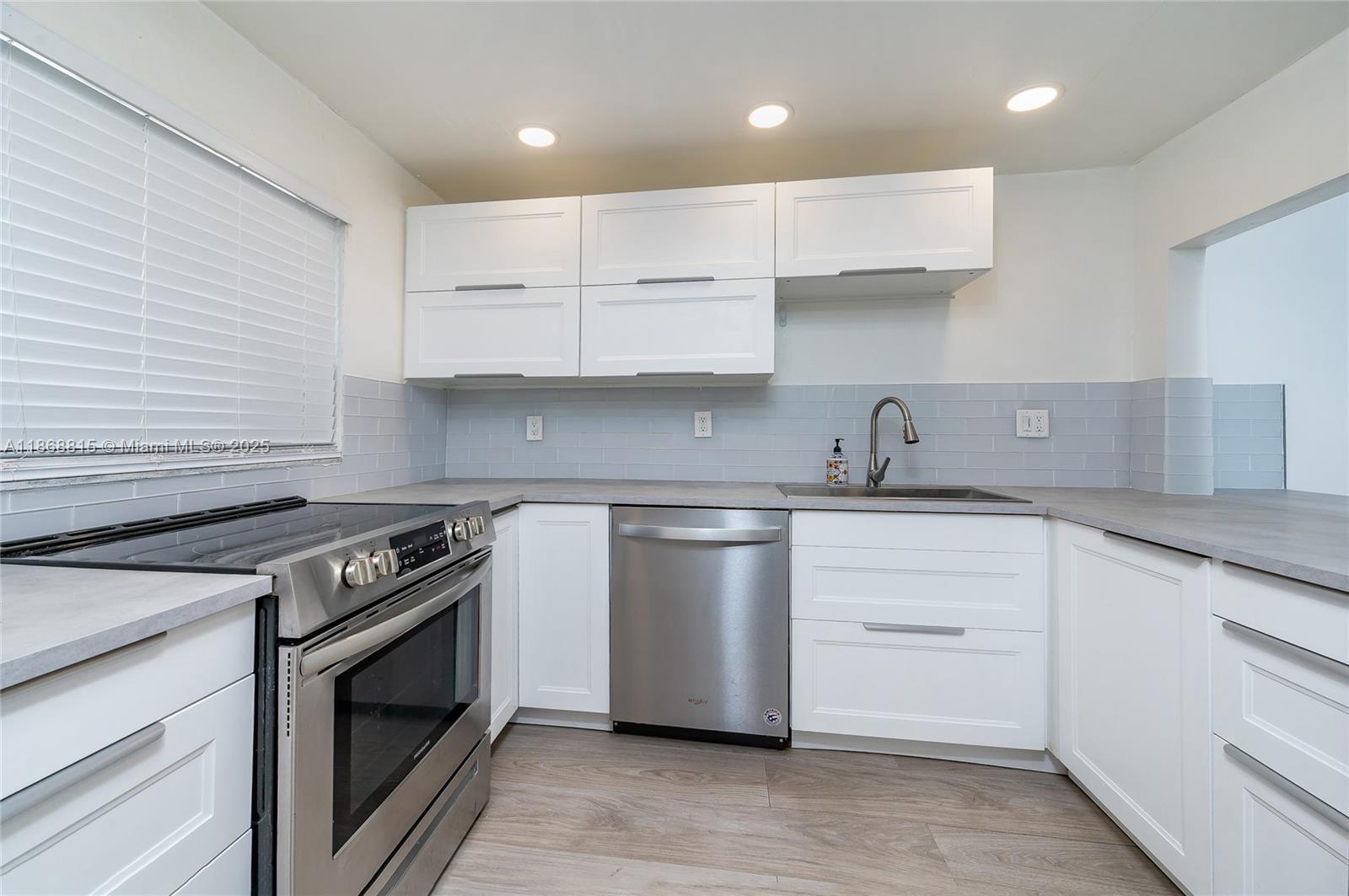 8875 B Fontainebleau Blvd # 204
