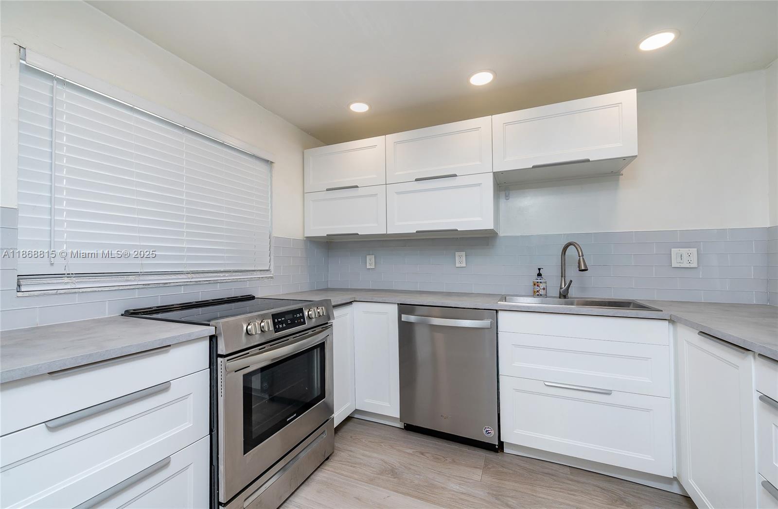 8875 B Fontainebleau Blvd # 204