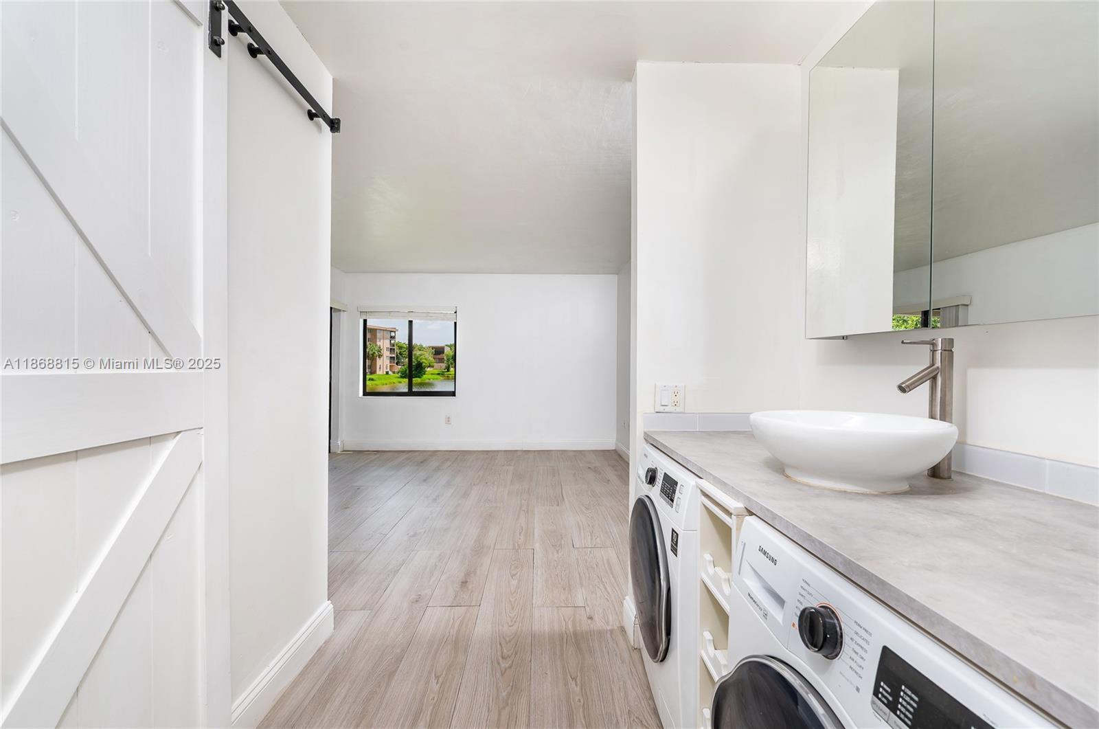 8875 B Fontainebleau Blvd # 204