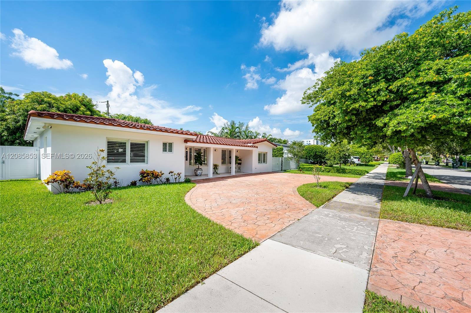 6430 SW 21 St