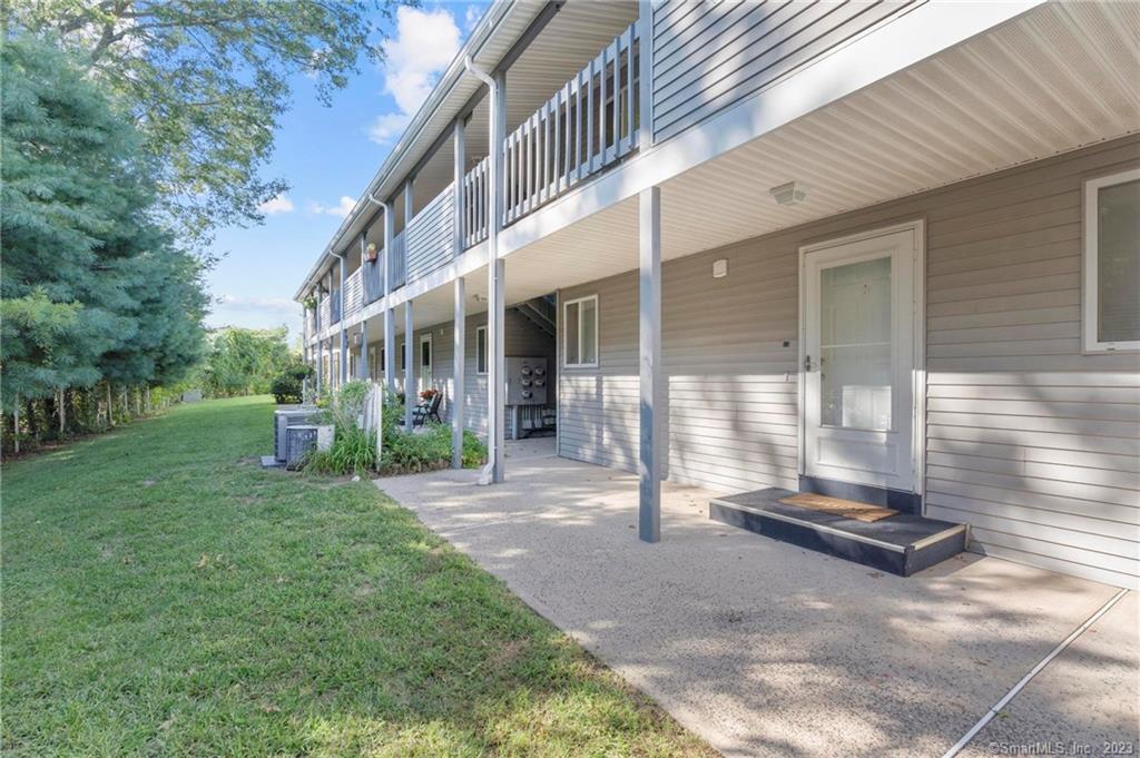 365 Woodford Avenue 23