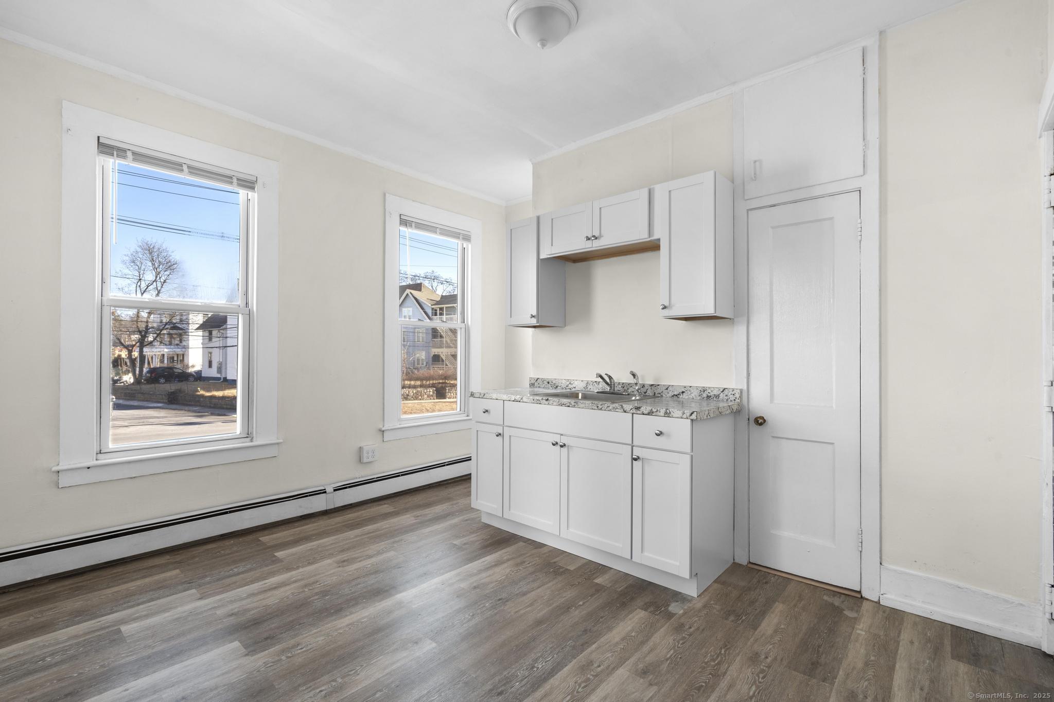 439 West Street