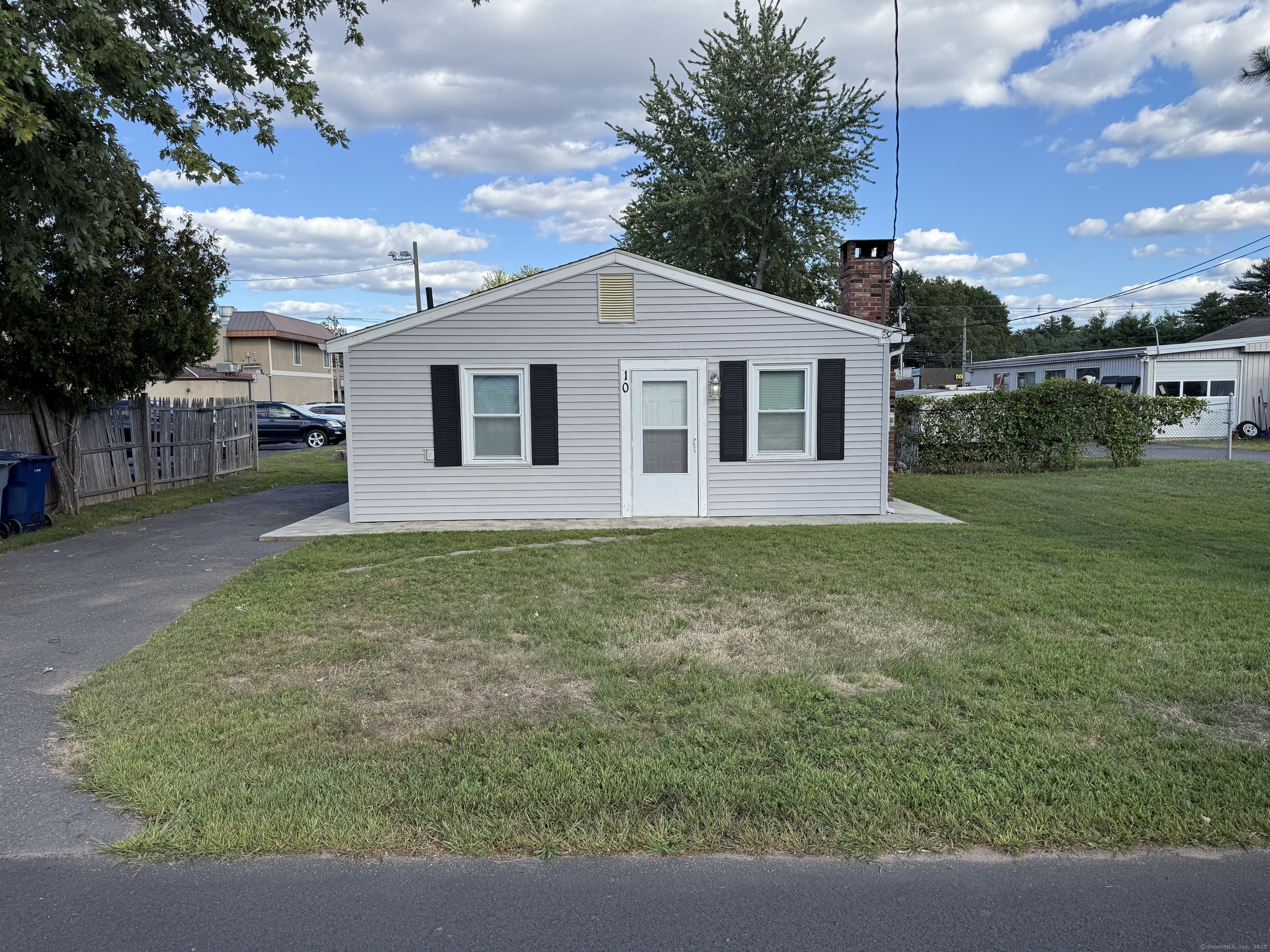 10 Twining Street