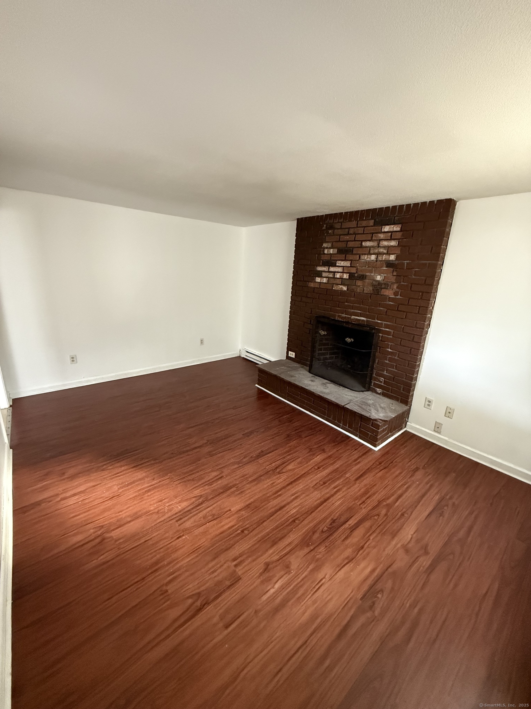 10 Twining Street