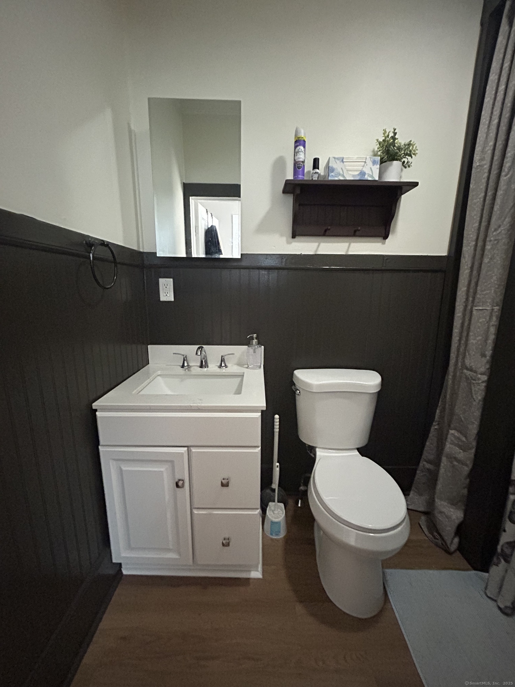 27 West Center Street