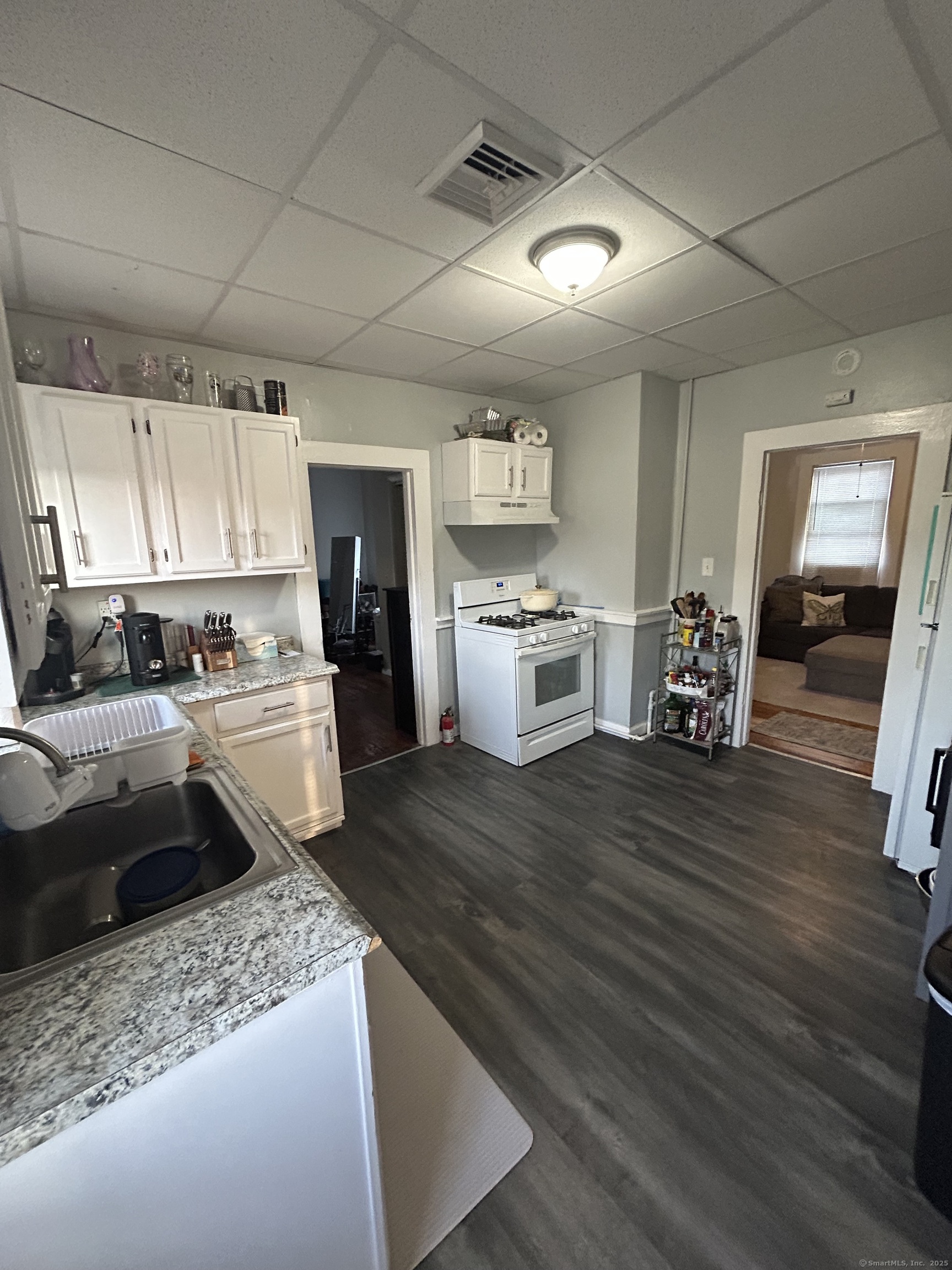 27 West Center Street