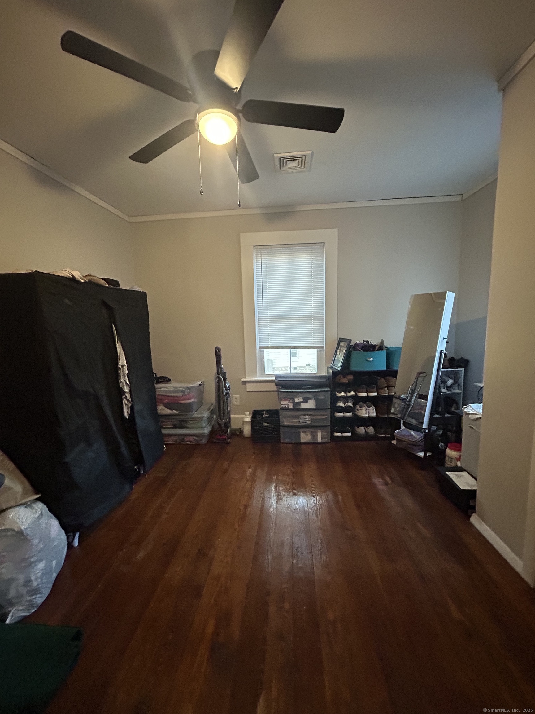 27 West Center Street