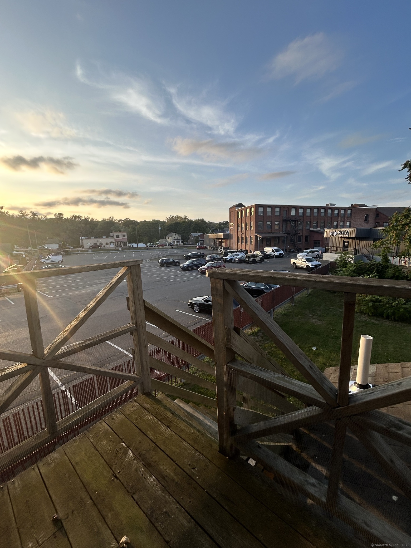 27 West Center Street