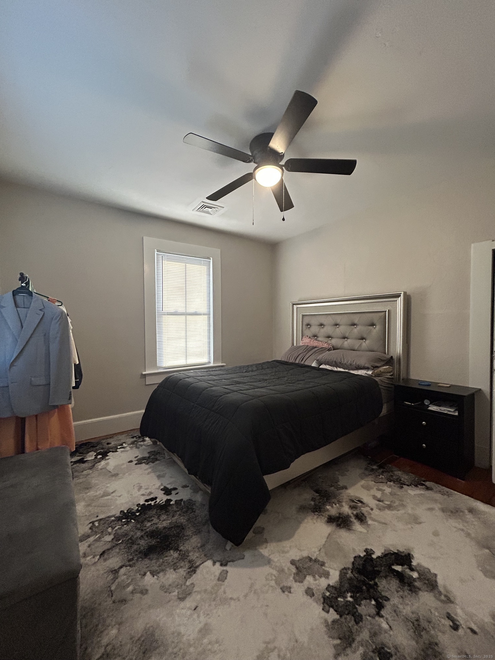 27 West Center Street