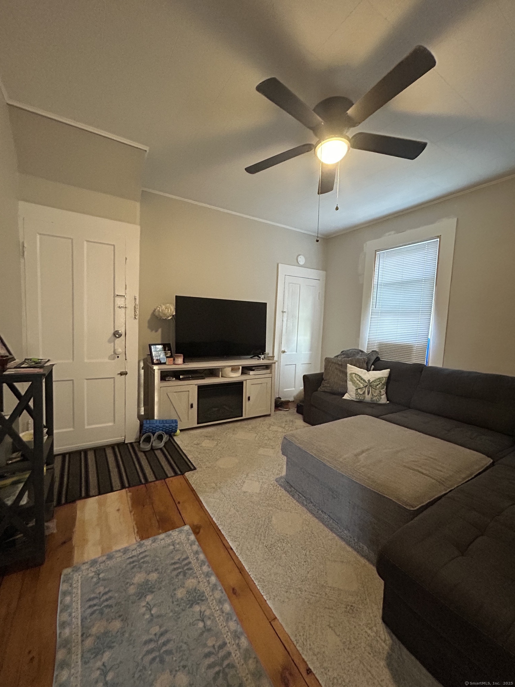 27 West Center Street