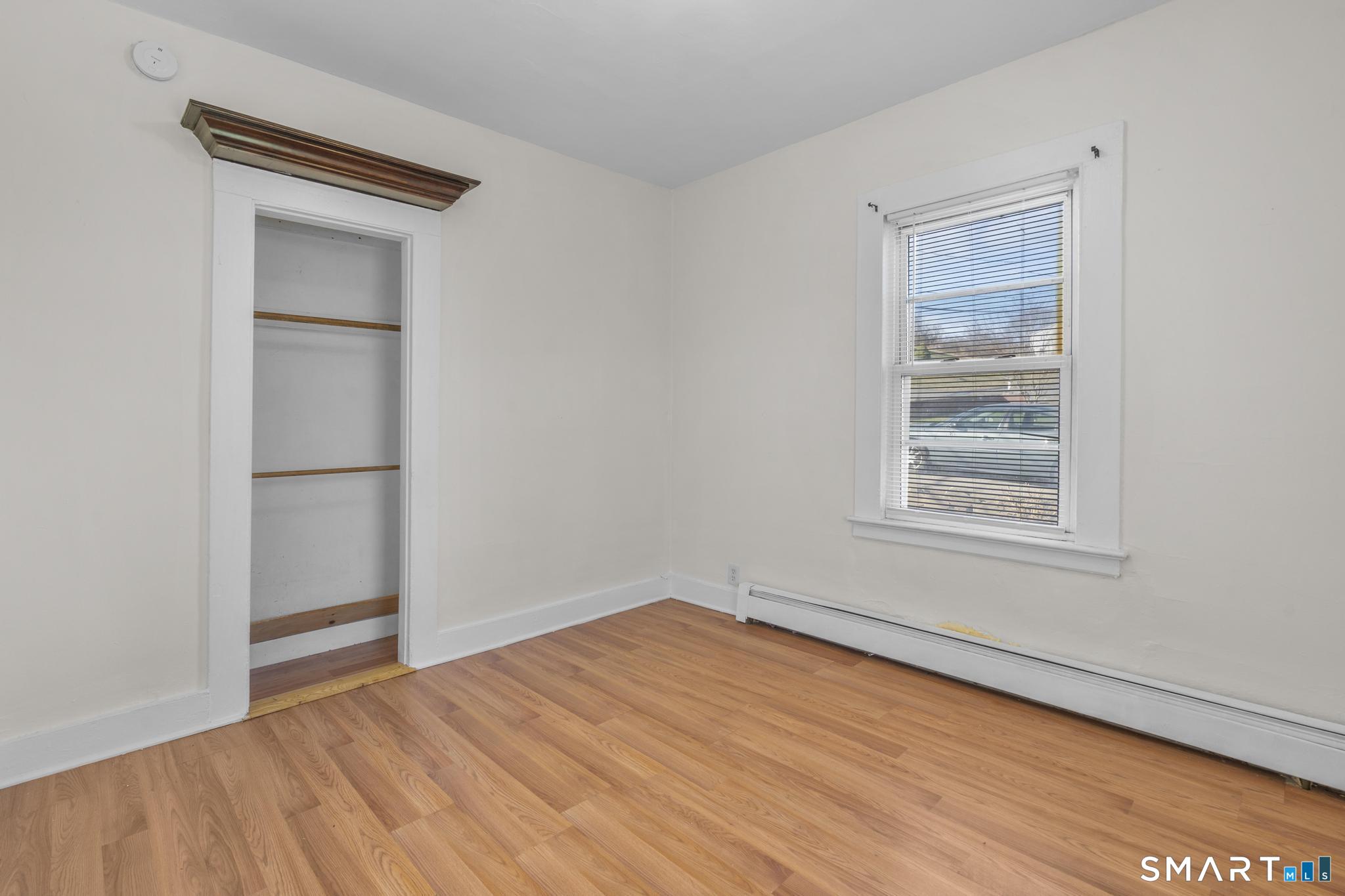 27 Botsford Street