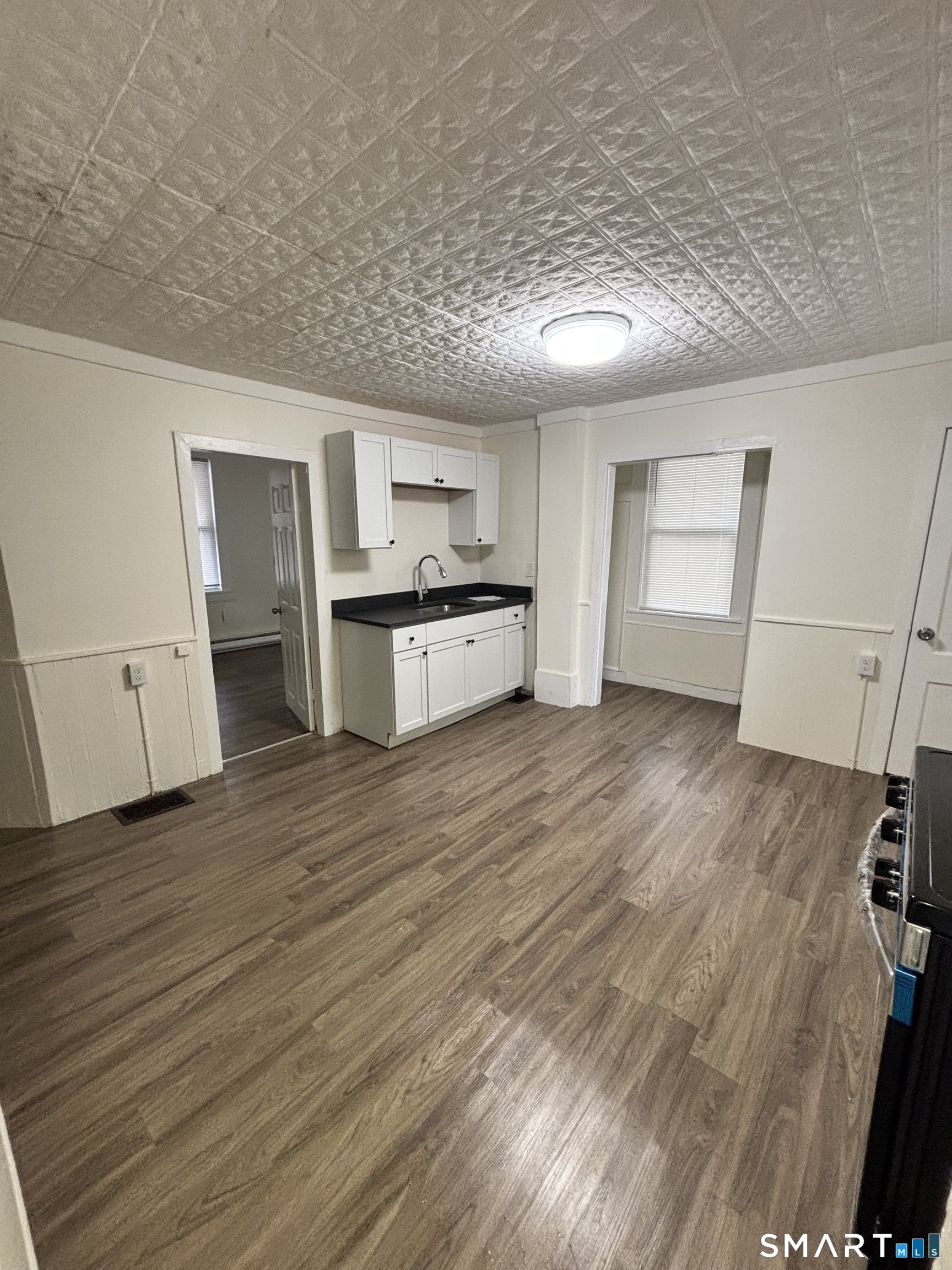 106 Birch Street Unit: 5
