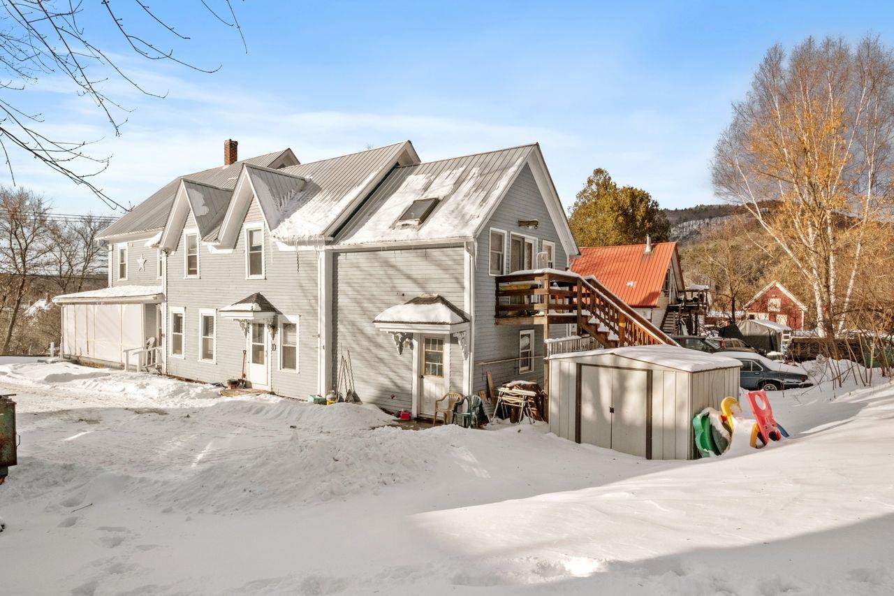 8 Highland Street