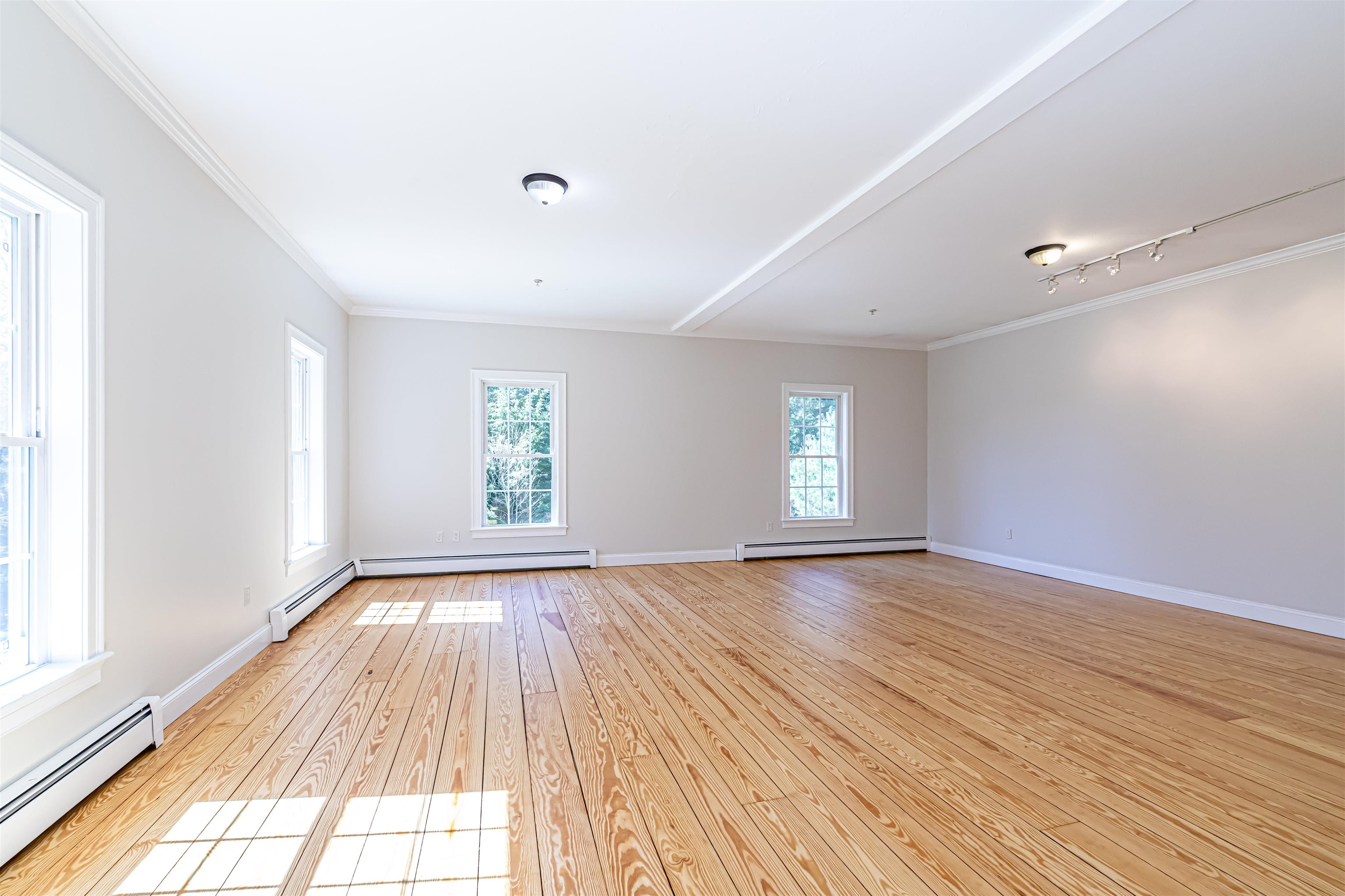 59 Monadnock Lane