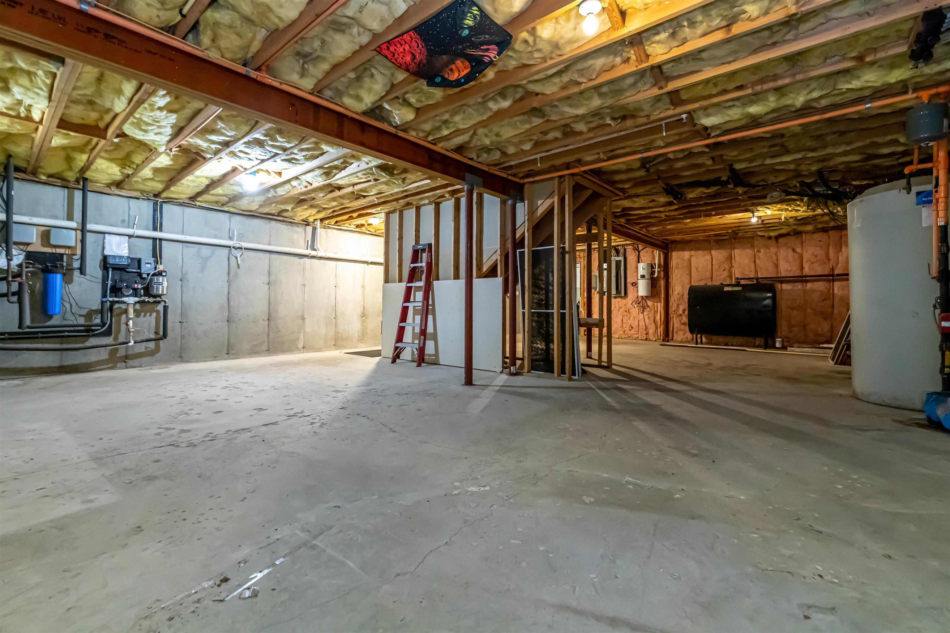59 Monadnock Lane