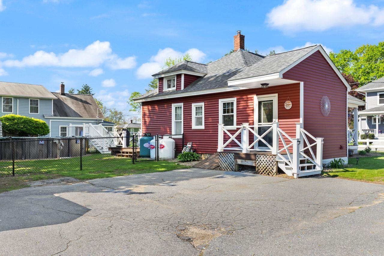 13 Granite Avenue