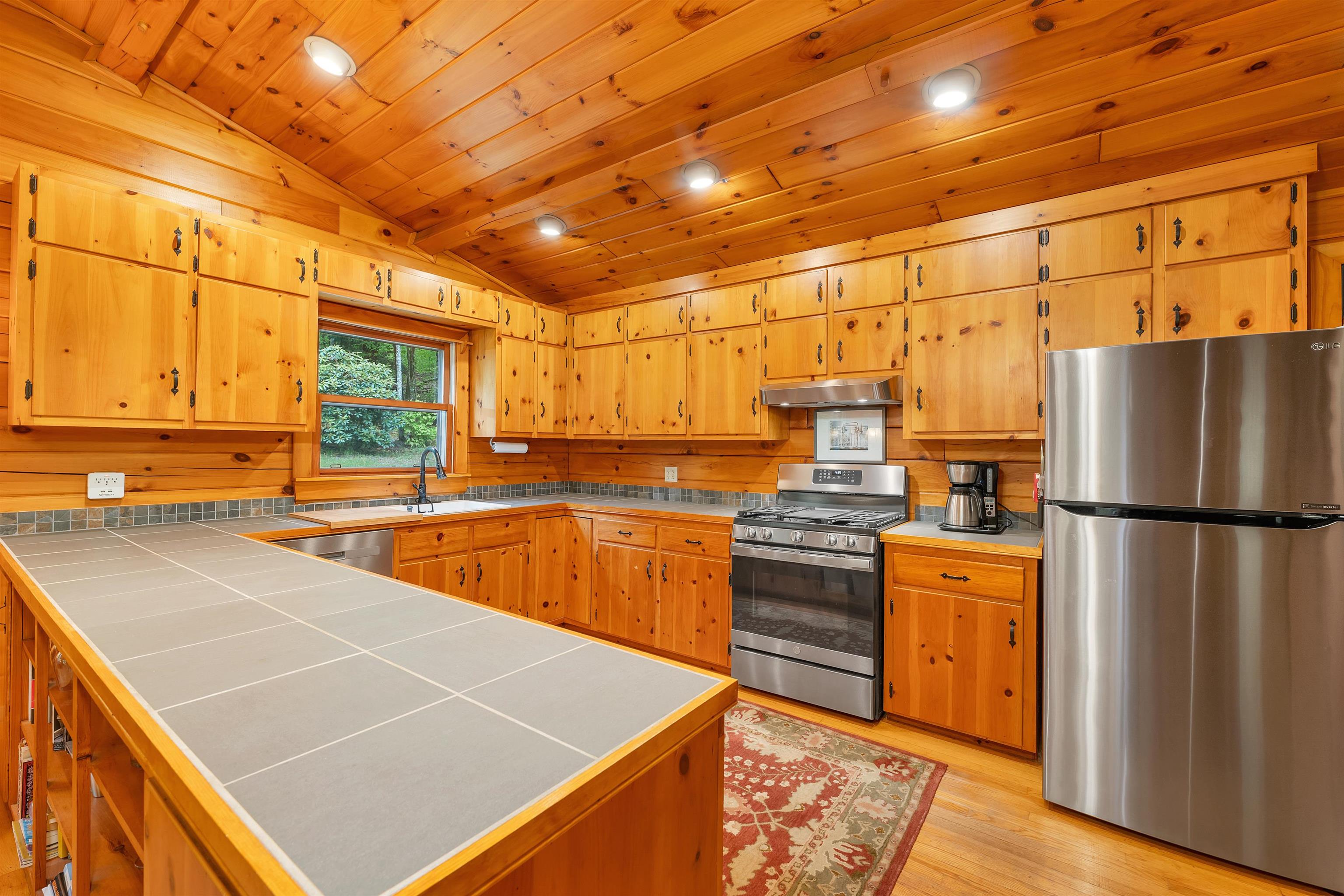 32 Jewell Hill Road