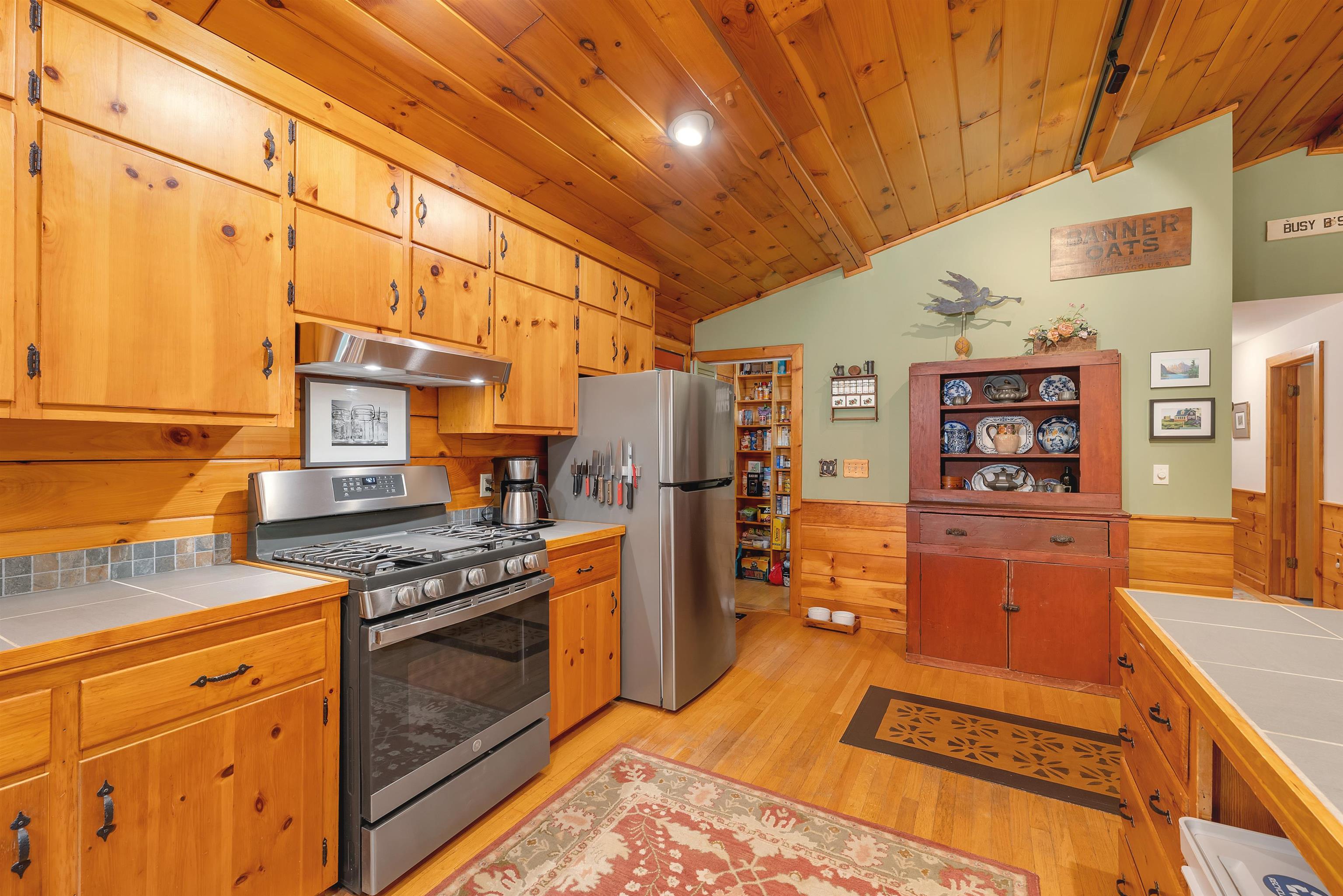 32 Jewell Hill Road