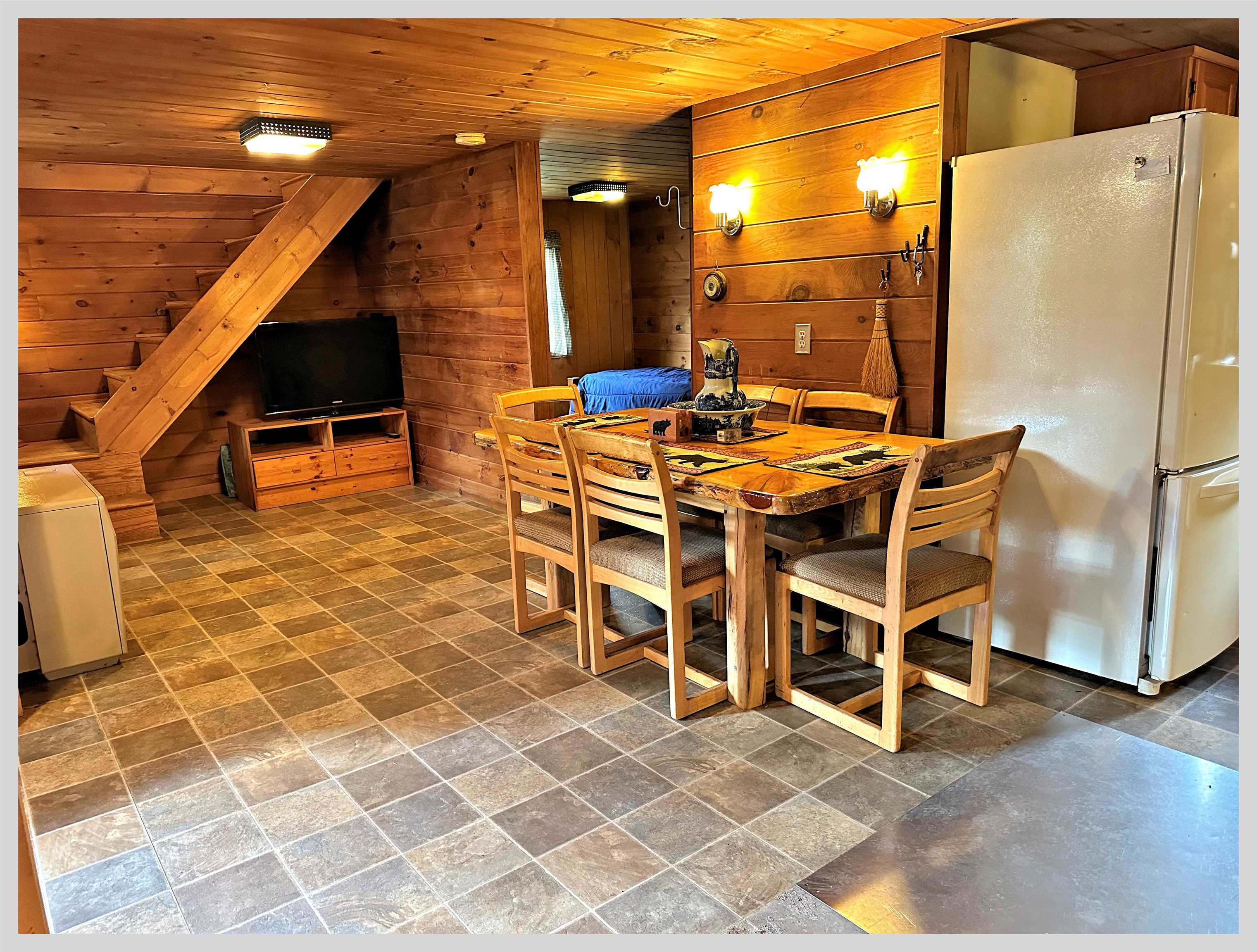 1810 North Dorchester Road