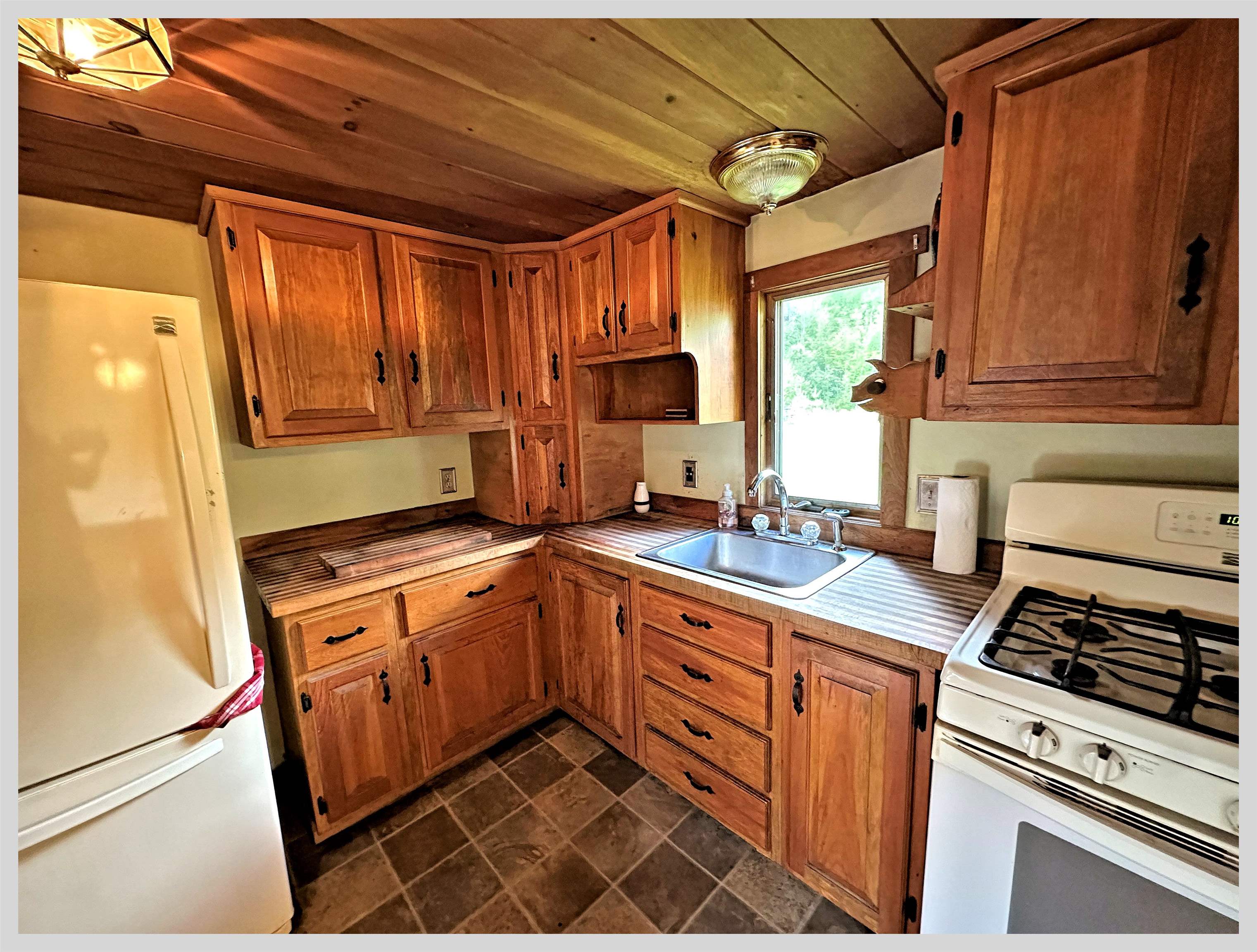 1810 North Dorchester Road