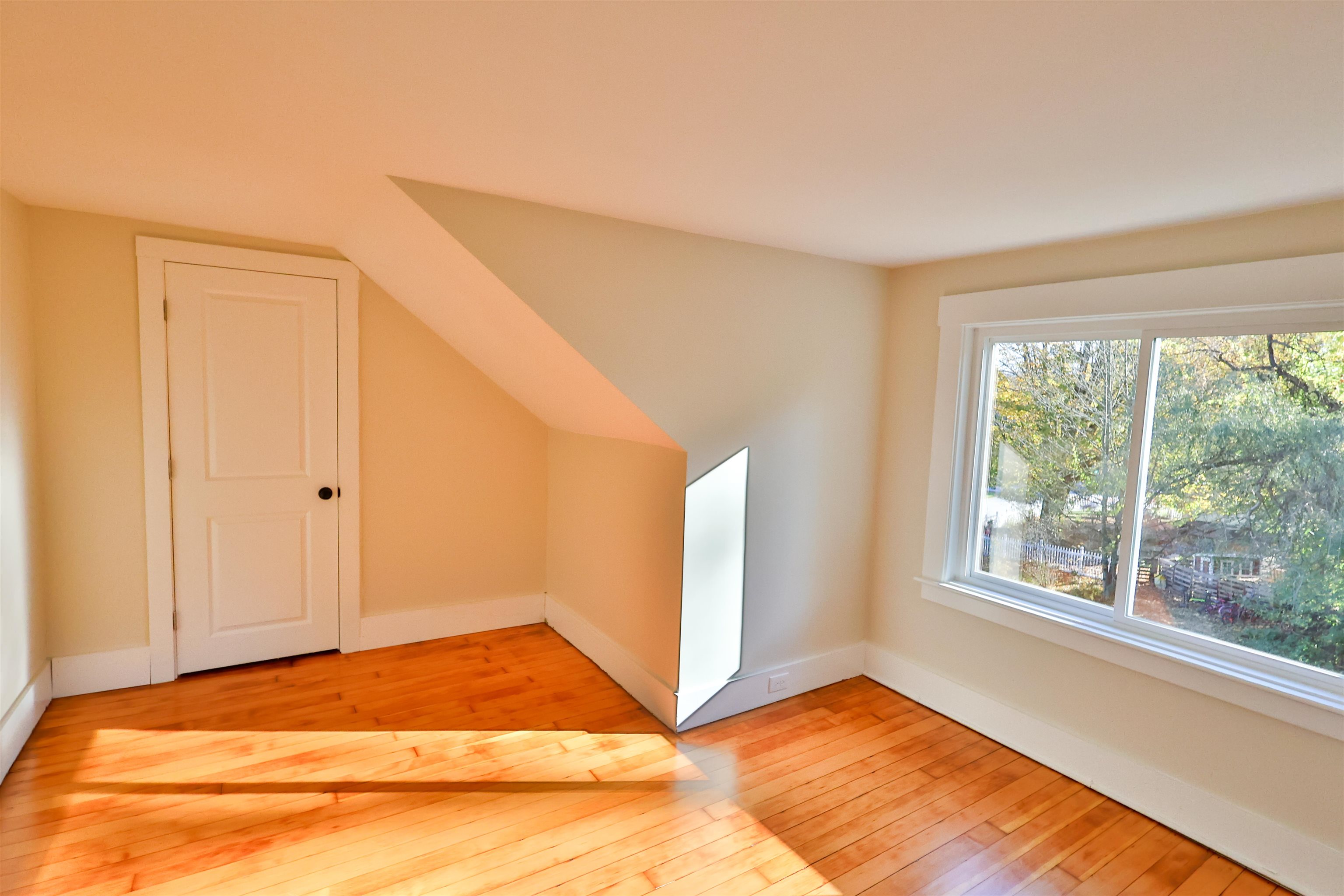 28 Spencer Avenue