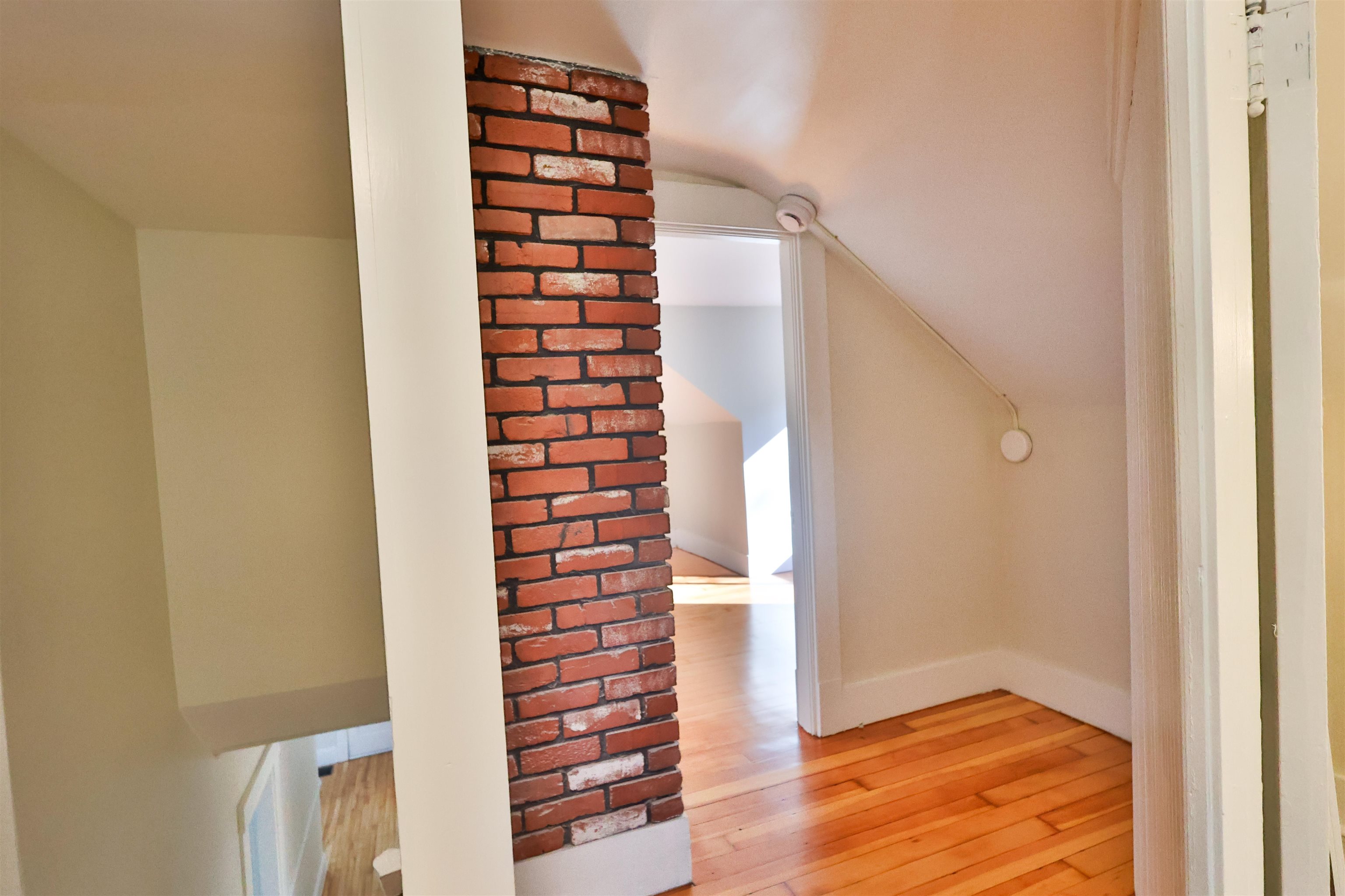 28 Spencer Avenue