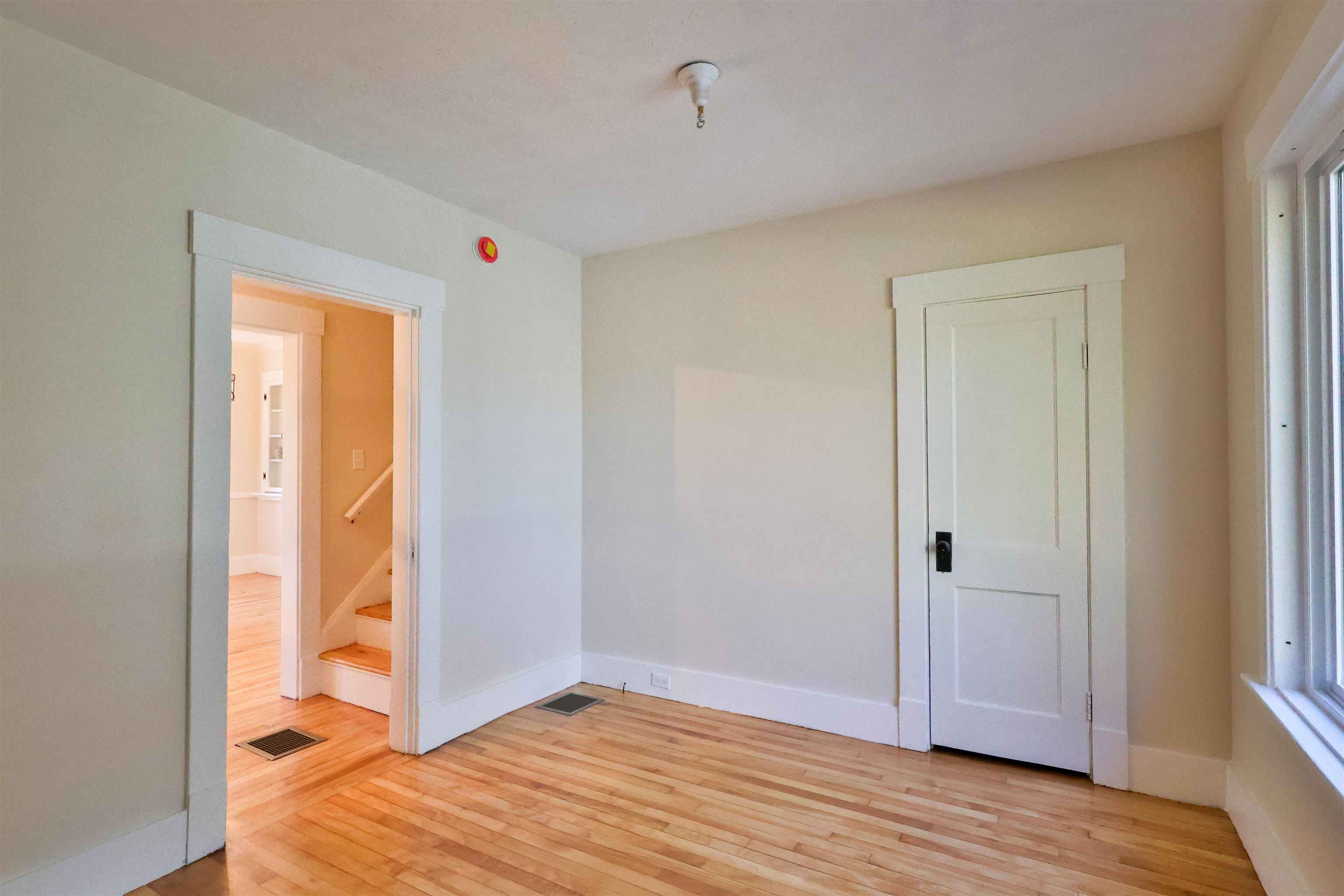 28 Spencer Avenue
