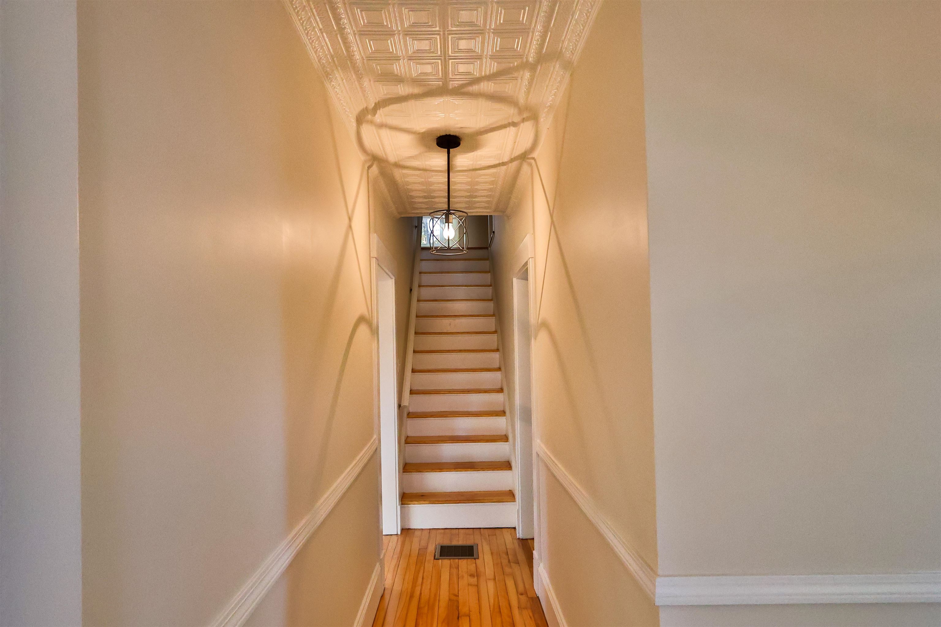 28 Spencer Avenue