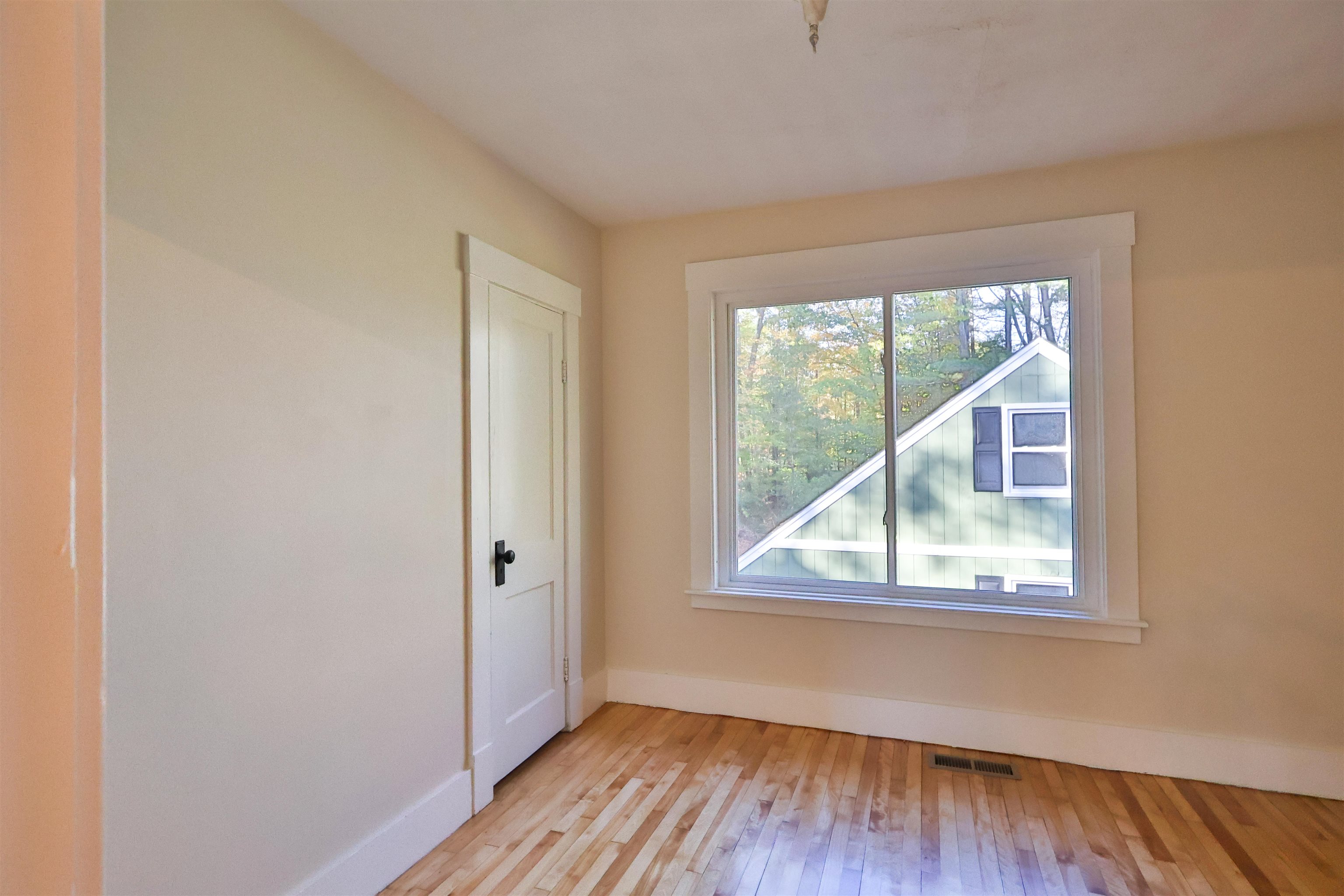 28 Spencer Avenue