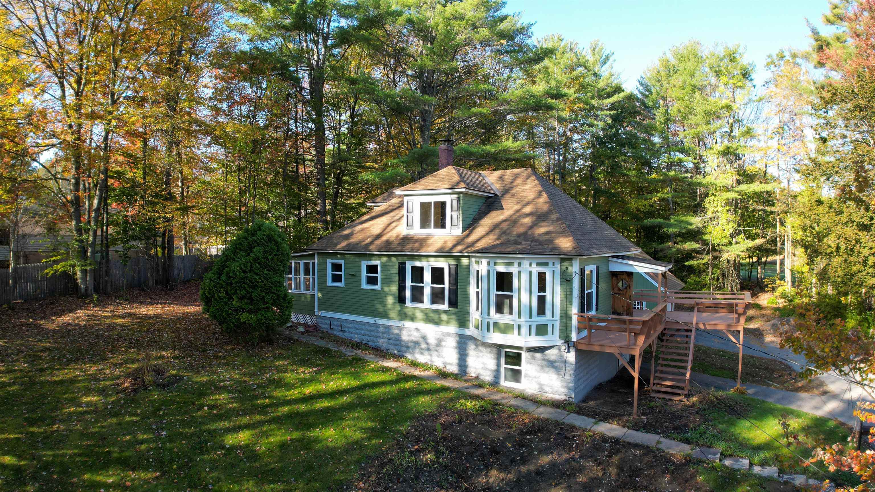 28 Spencer Avenue