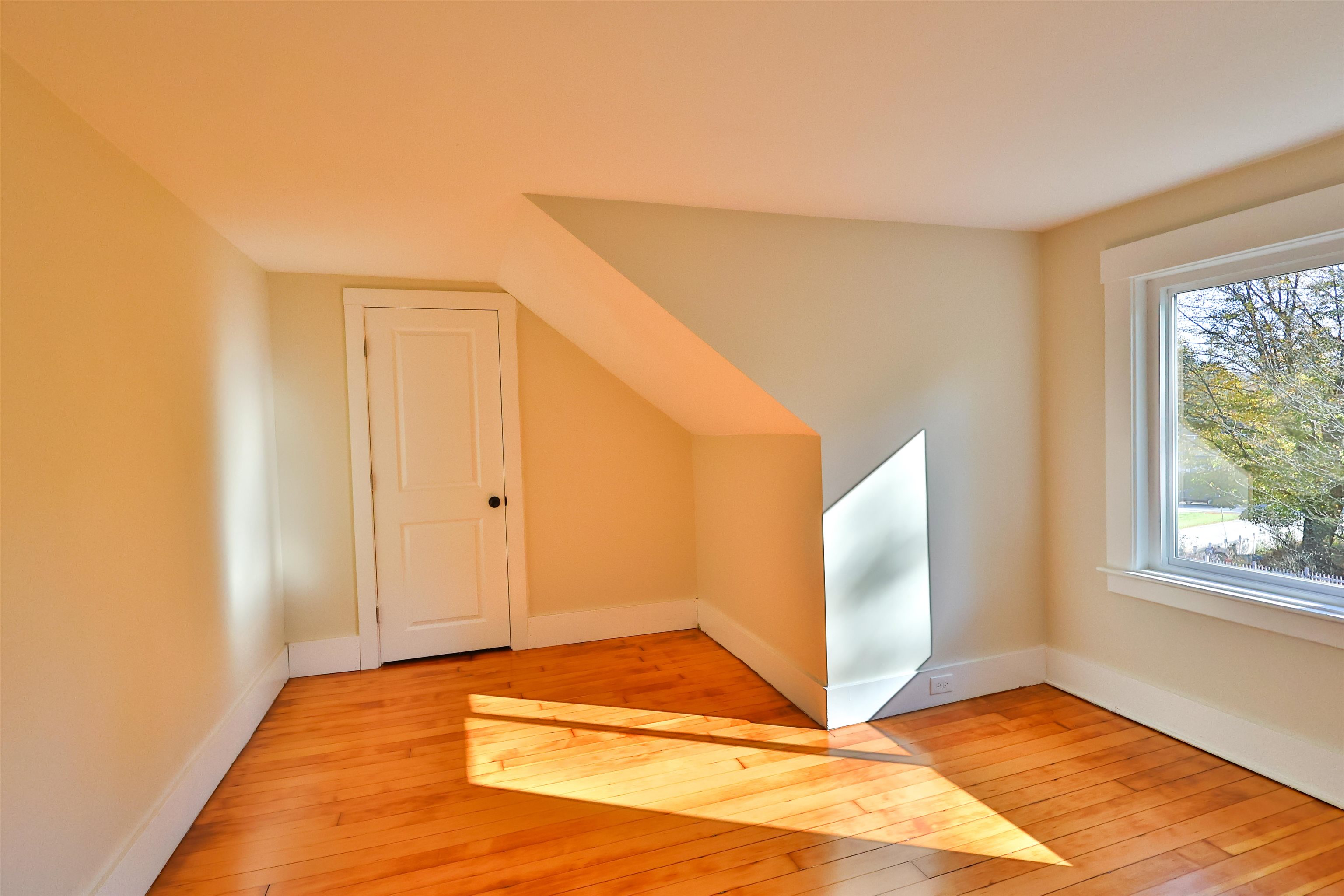 28 Spencer Avenue