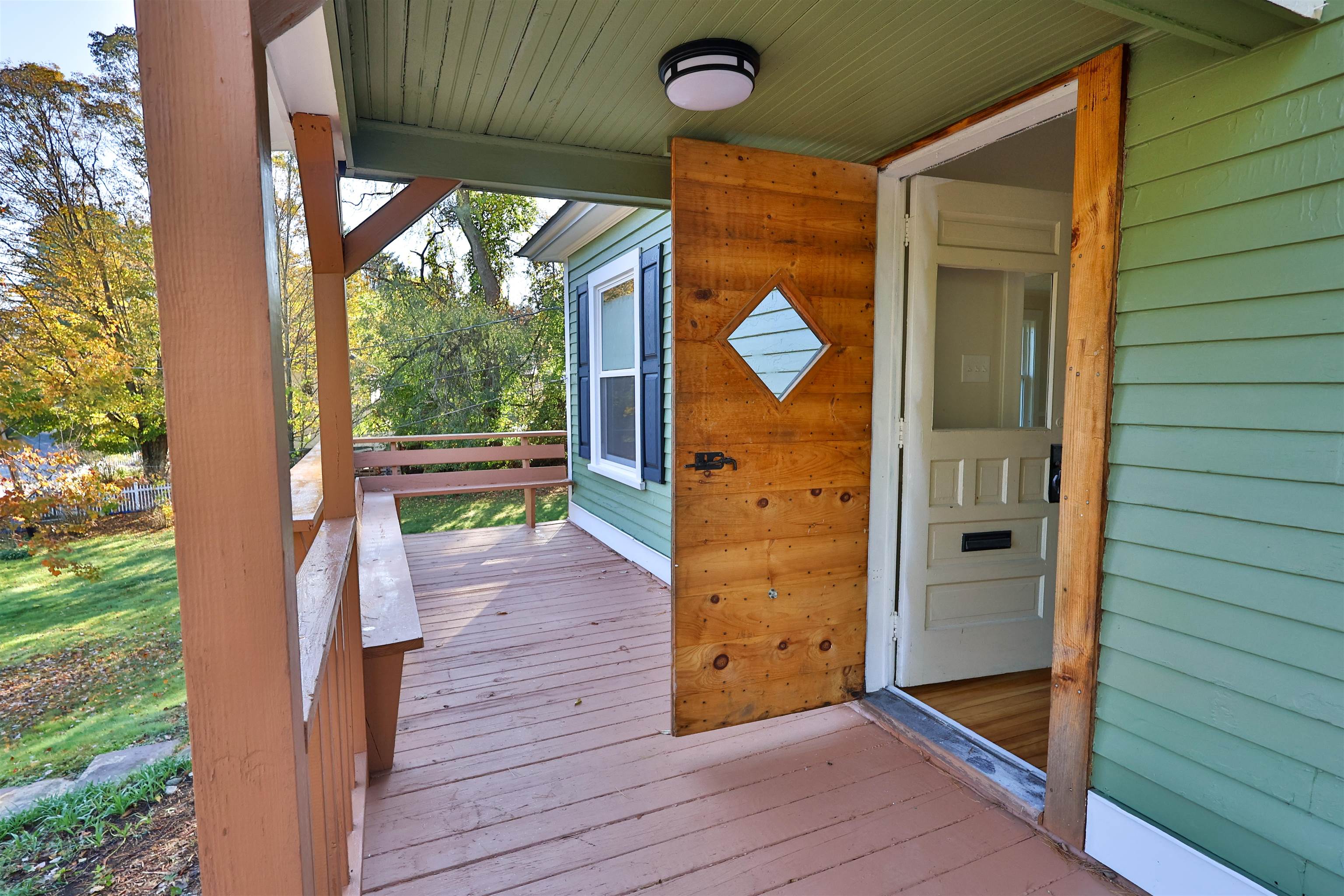 28 Spencer Avenue