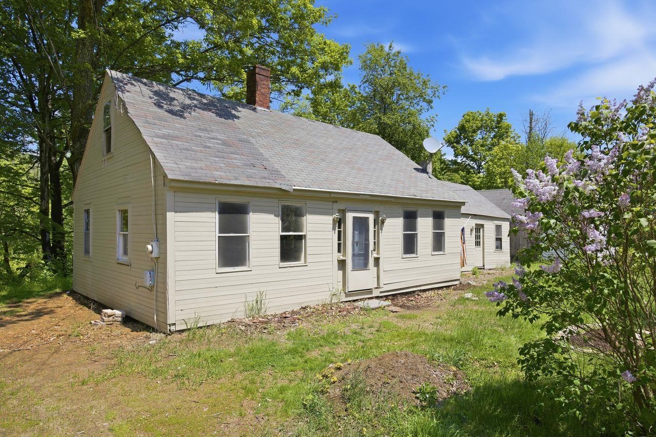 307 School Street