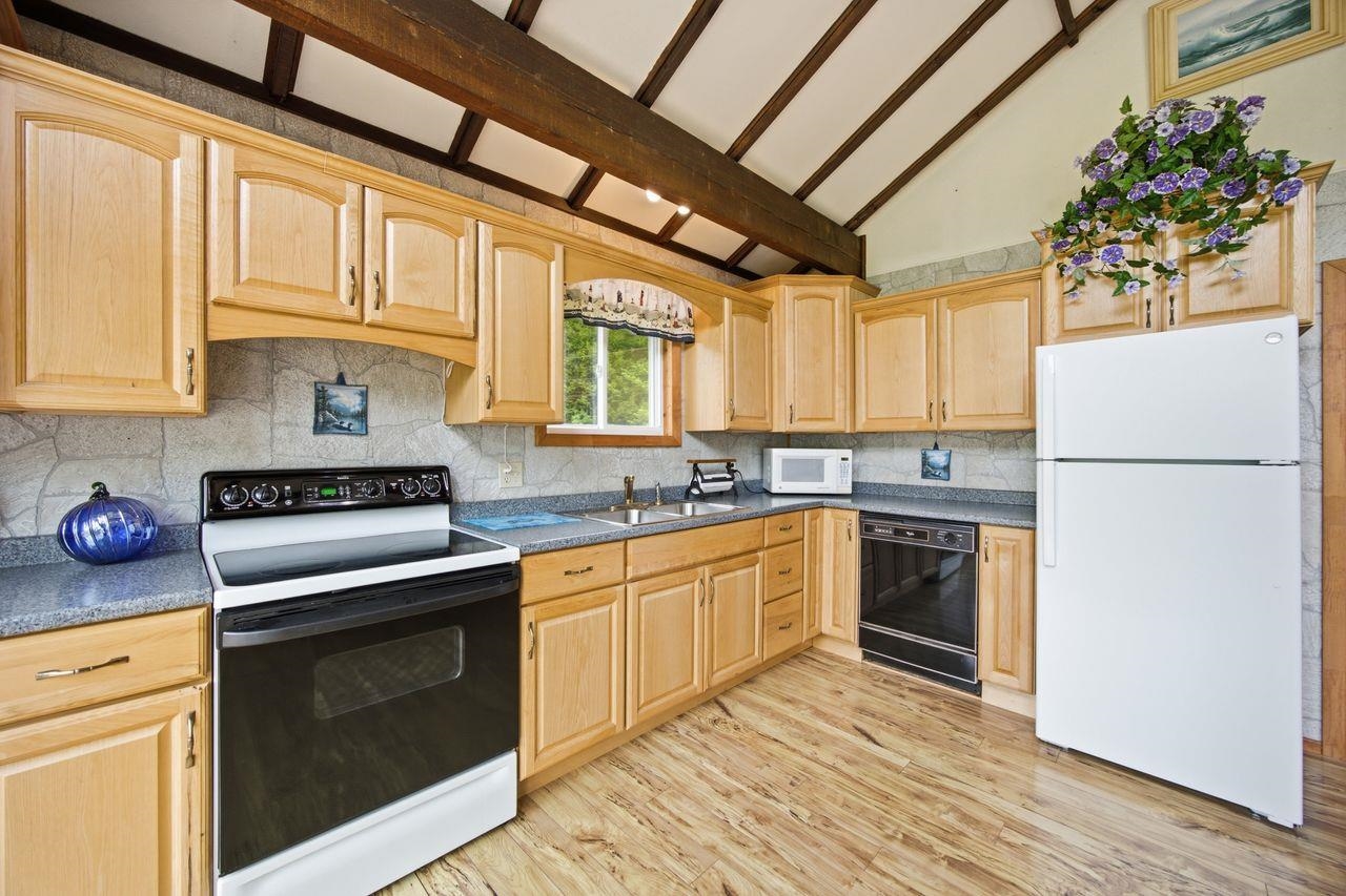 46 Kelly Road