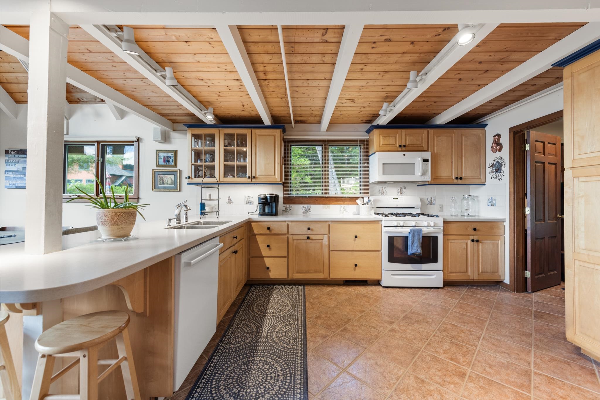 5 Vista Drive