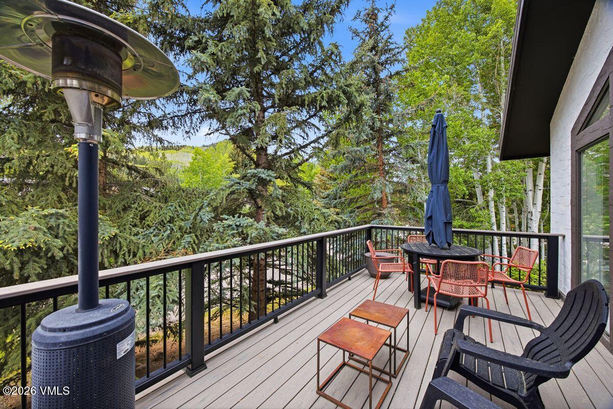 34 Larkspur Lane A